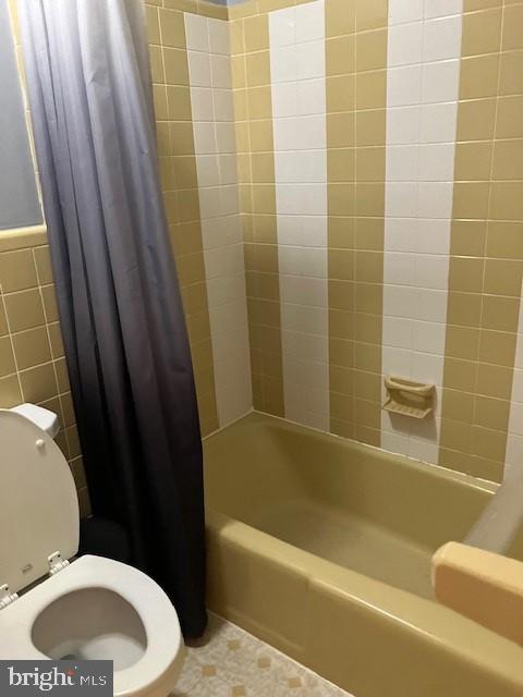 GREENVIEW VILLAGE - Residential Lease