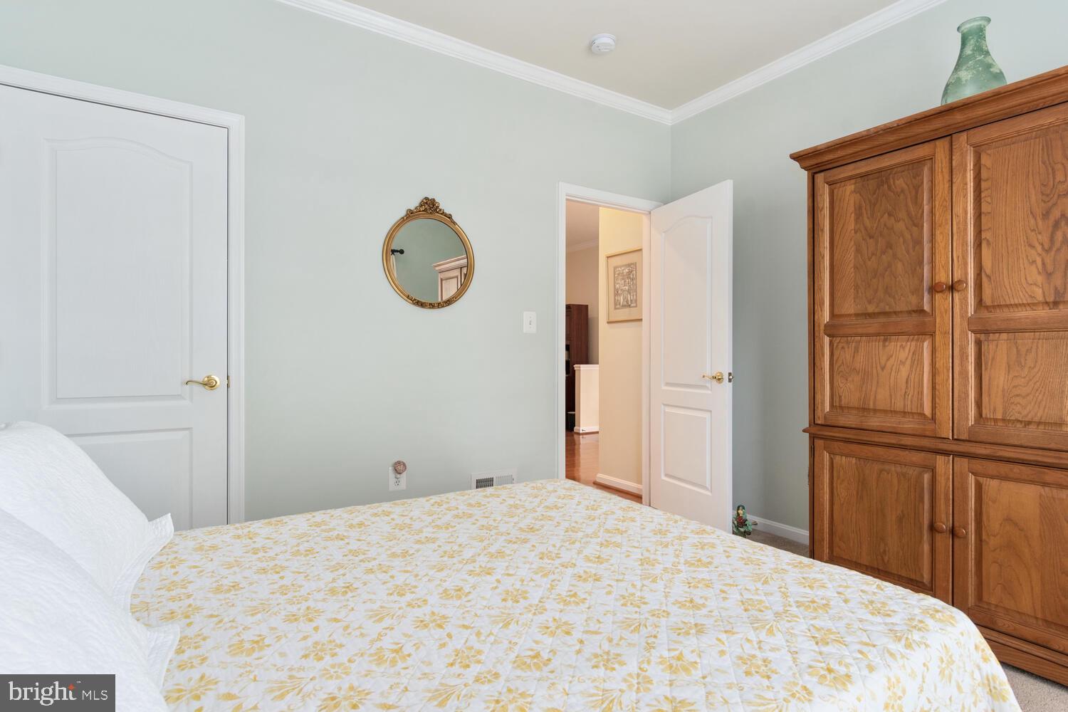 SYMPHONY VILLAGE AT CENTREVILLE - Residential