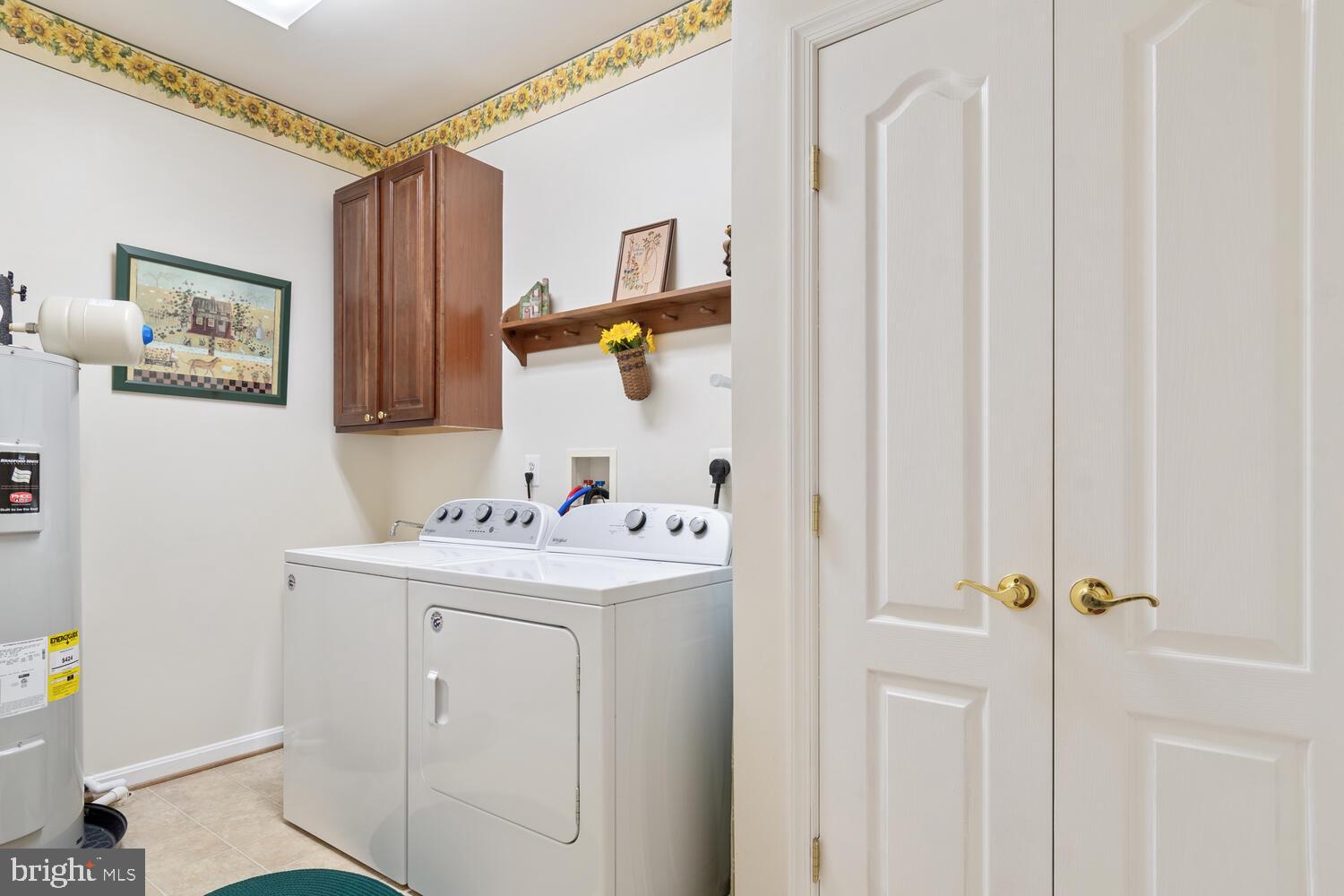 SYMPHONY VILLAGE AT CENTREVILLE - Residential