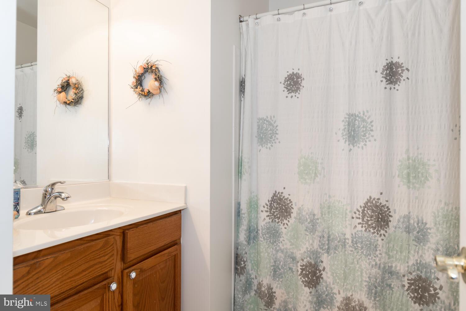 SYMPHONY VILLAGE AT CENTREVILLE - Residential