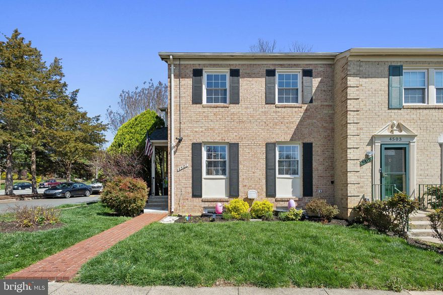 Welcome to this beautifully updated end-unit townhouse featuring 4 bedrooms and 3.5 bathrooms, offering the perfect blend of modern comfort and convenience. Step inside to find a freshly painted interior with new carpet and luxurious LVP flooring throughout. The heart of the home is the renovated kitchen, showcasing a large island, perfect for both meal prep and casual gatherings. The spacious primary suite offers a fully renovated bathroom complete with a large walk-in shower, creating a spa-like retreat. The finished basement adds even more living space with a 4th bedroom and a full bath, ideal for guests, a home office, or a rentable space for added income. Outside, enjoy your own private, fenced-in backyard, a great space for relaxation or entertaining. Located within walking distance to a variety of restaurants, shops, and amenities, this home offers both comfort and ultimate convenience. Don't miss out on this incredible opportunity! VA loan assumption at 3.75%.