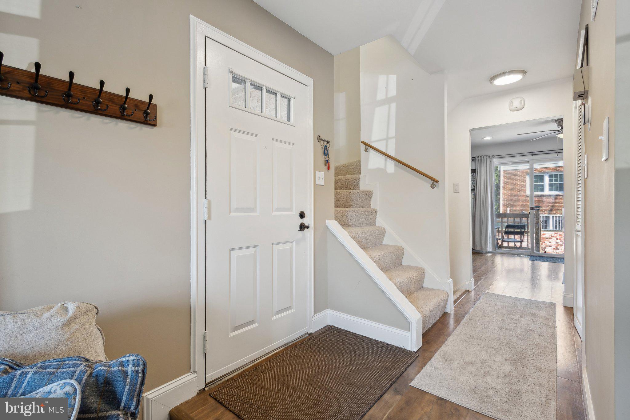 ROYAL COURT - Residential