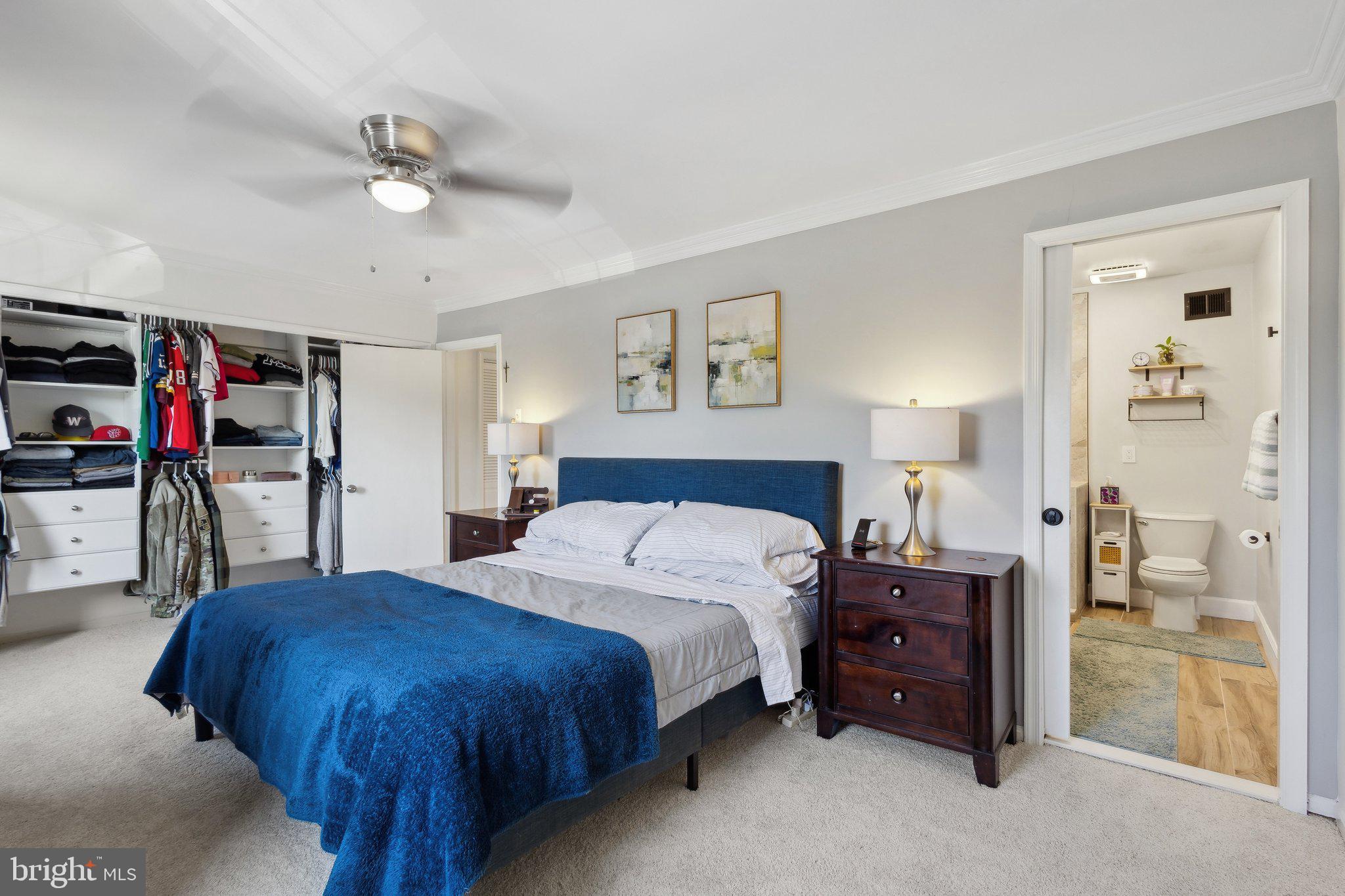 ROYAL COURT - Residential