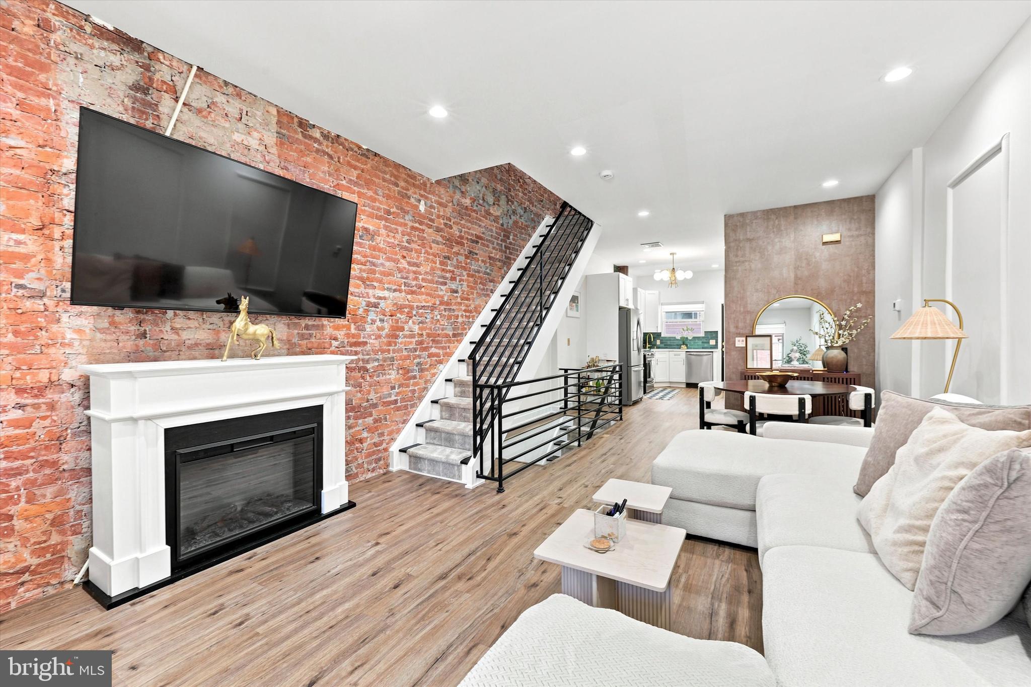 2543 S 17TH STREET