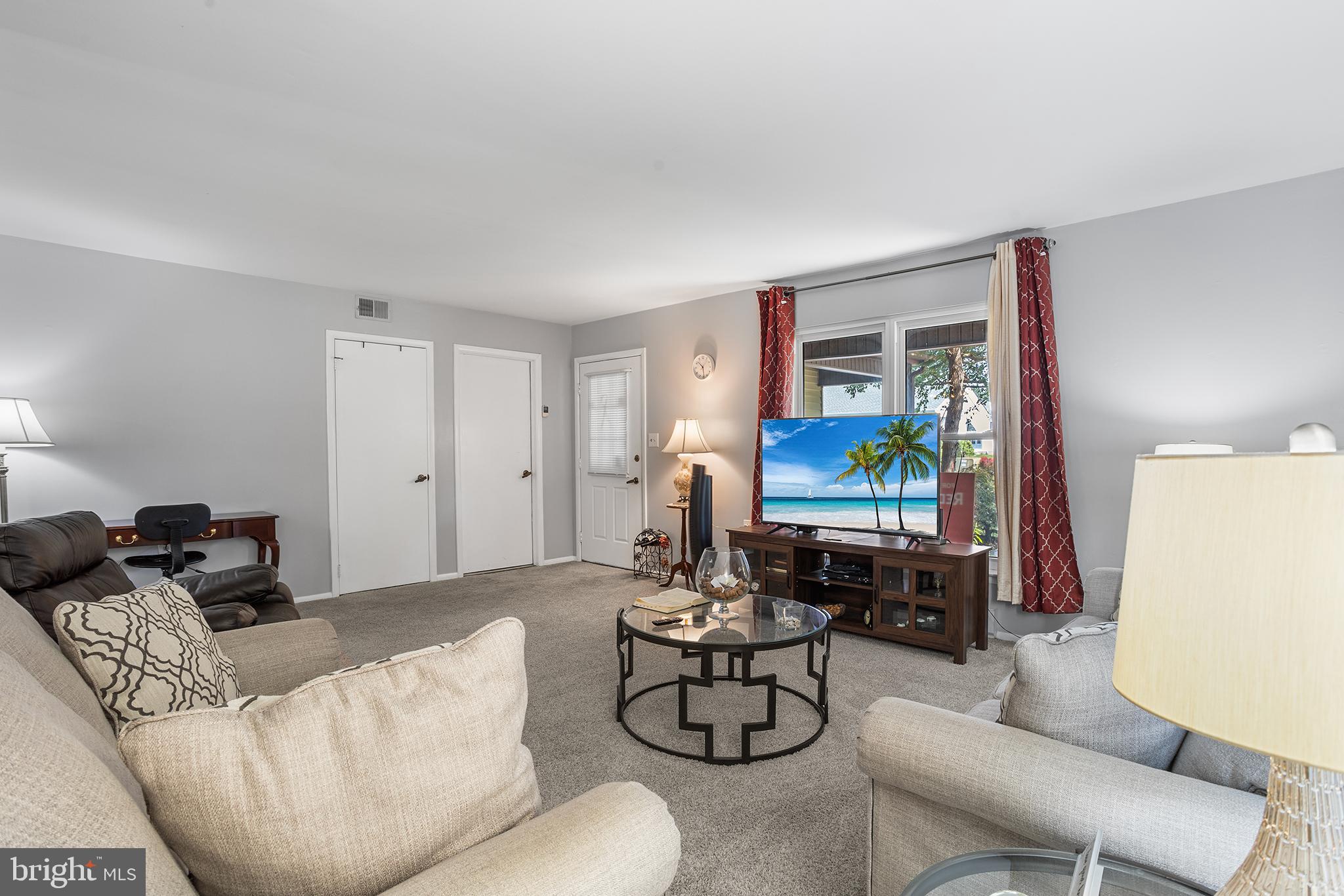 4 MAIDSTONE PLACE