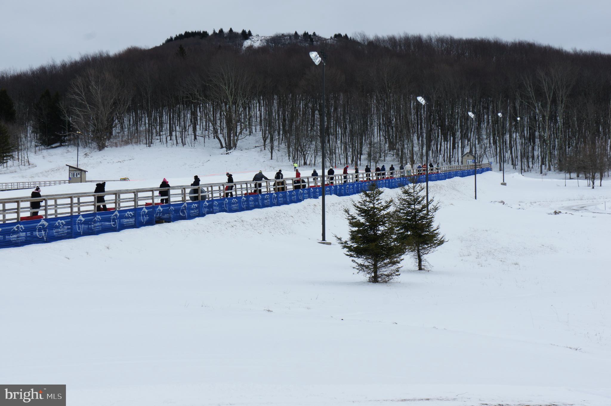 WINDWOOD FLY IN RESORT - Land