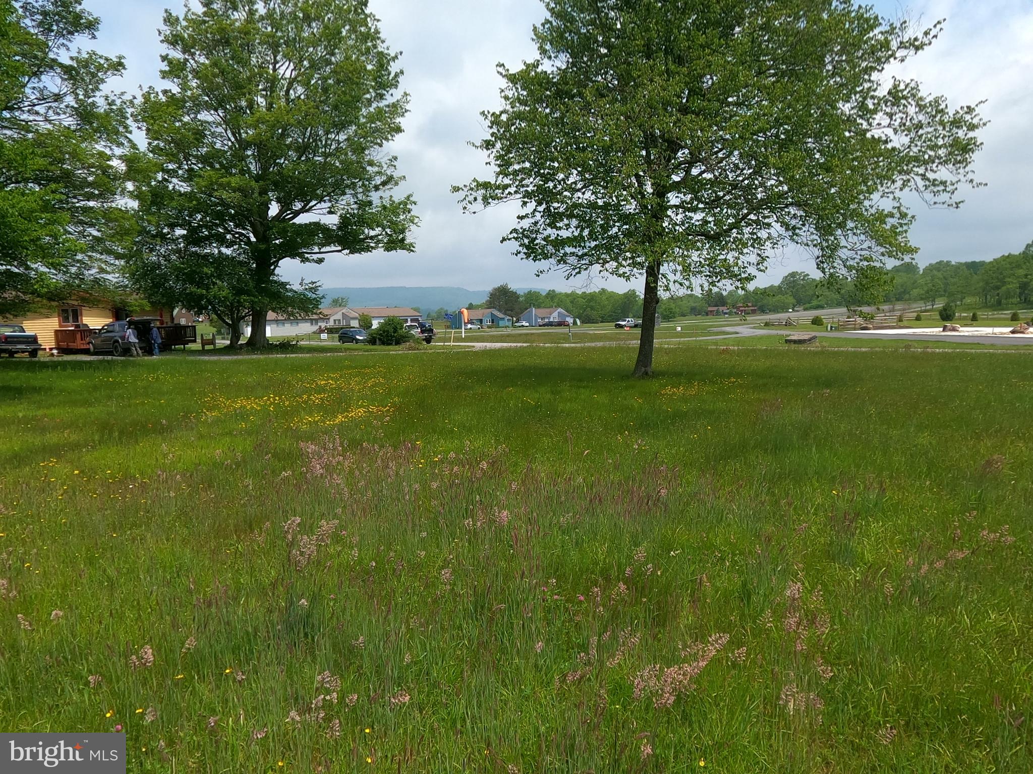 WINDWOOD FLY IN RESORT - Land