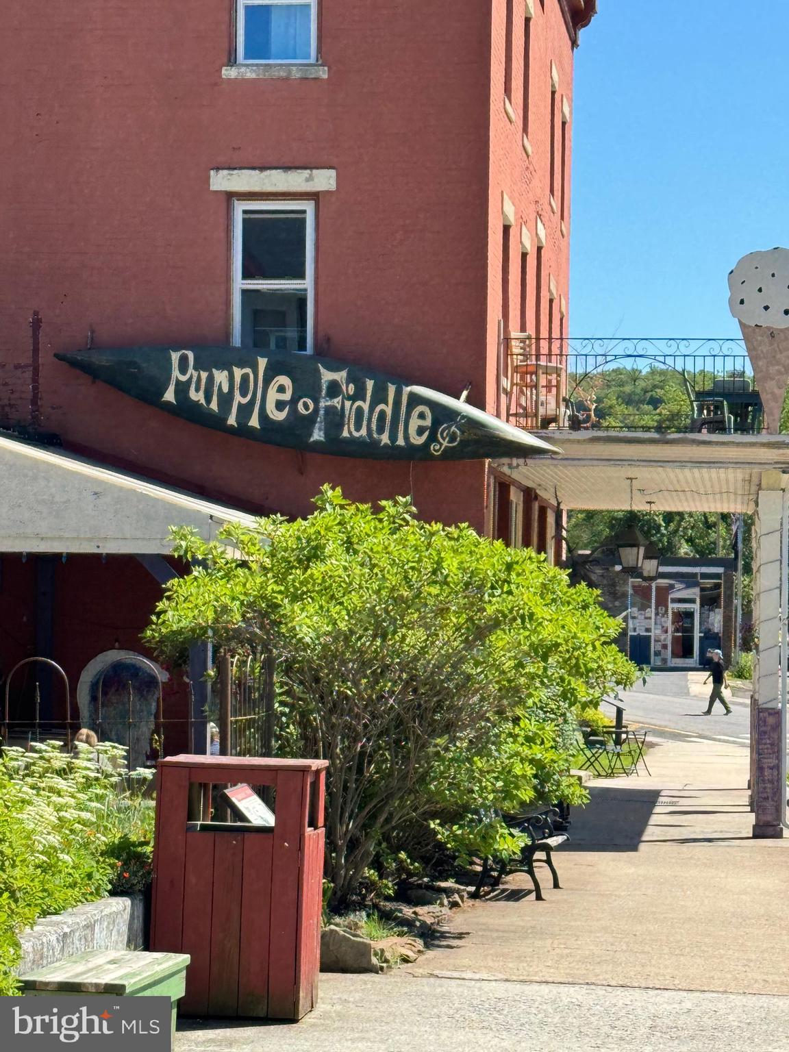 WINDWOOD FLY IN RESORT - Land