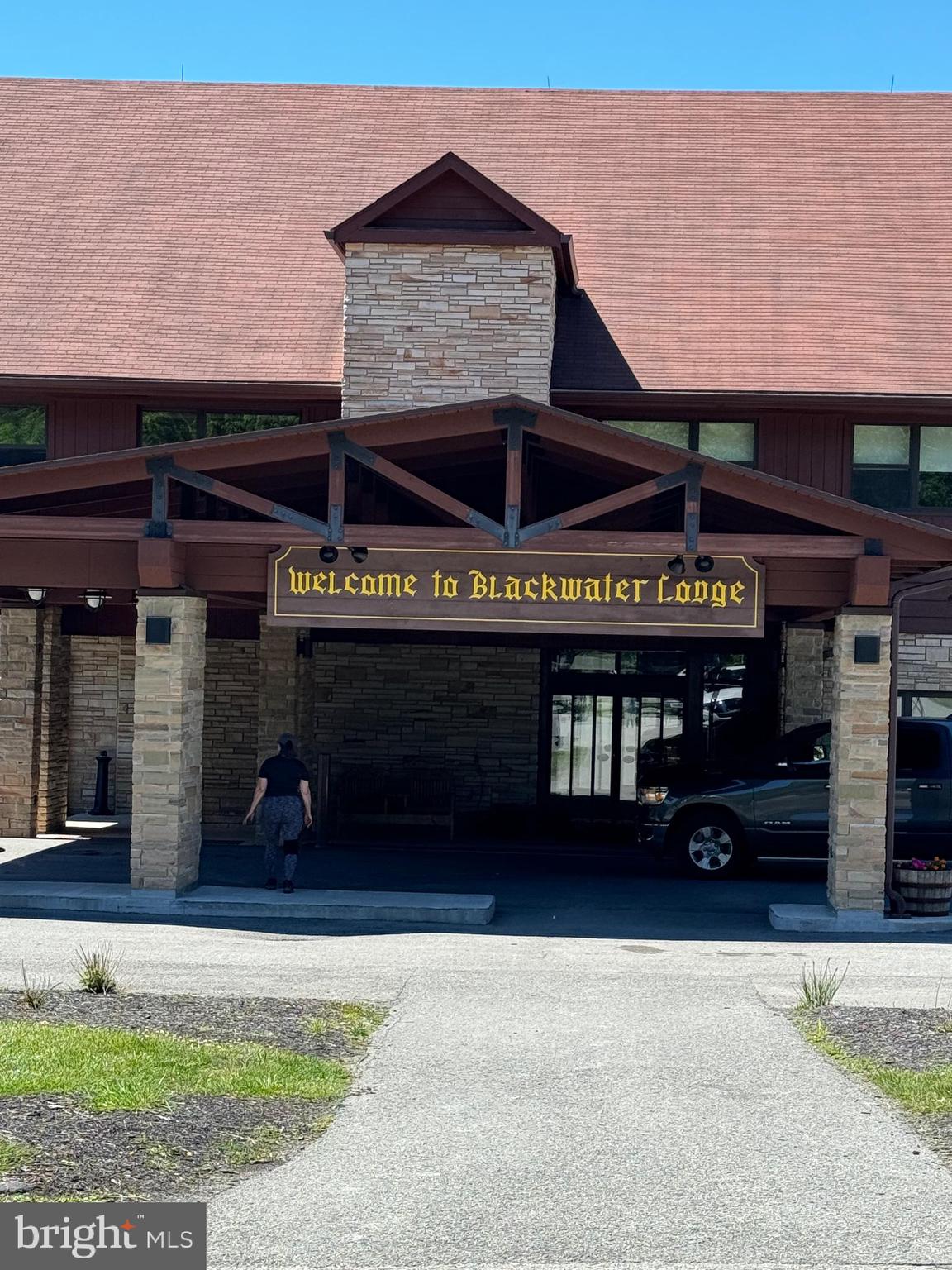 WINDWOOD FLY IN RESORT - Land