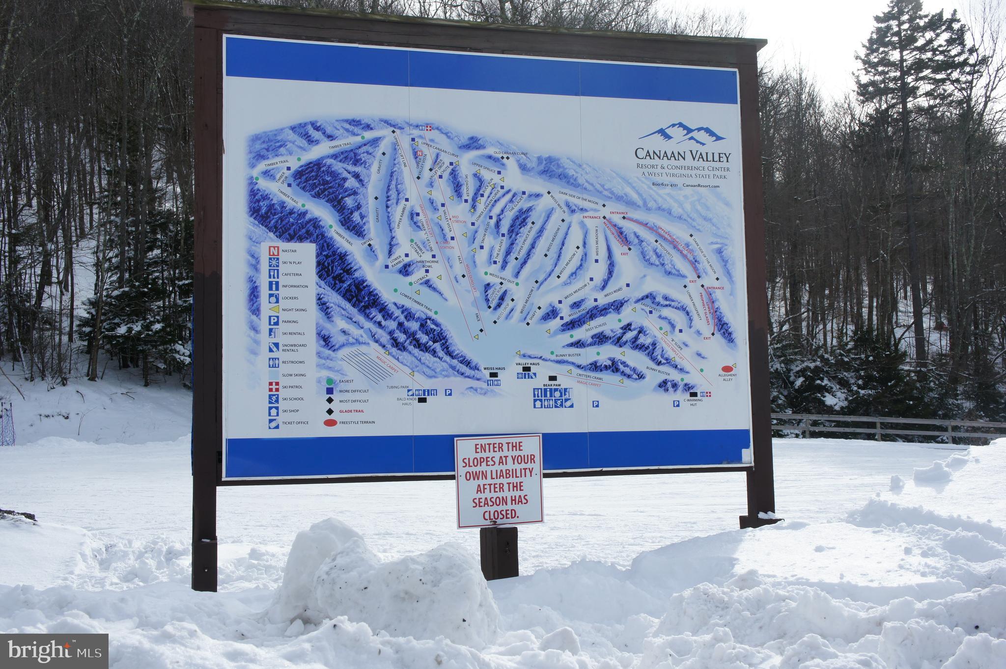 WINDWOOD FLY IN RESORT - Land