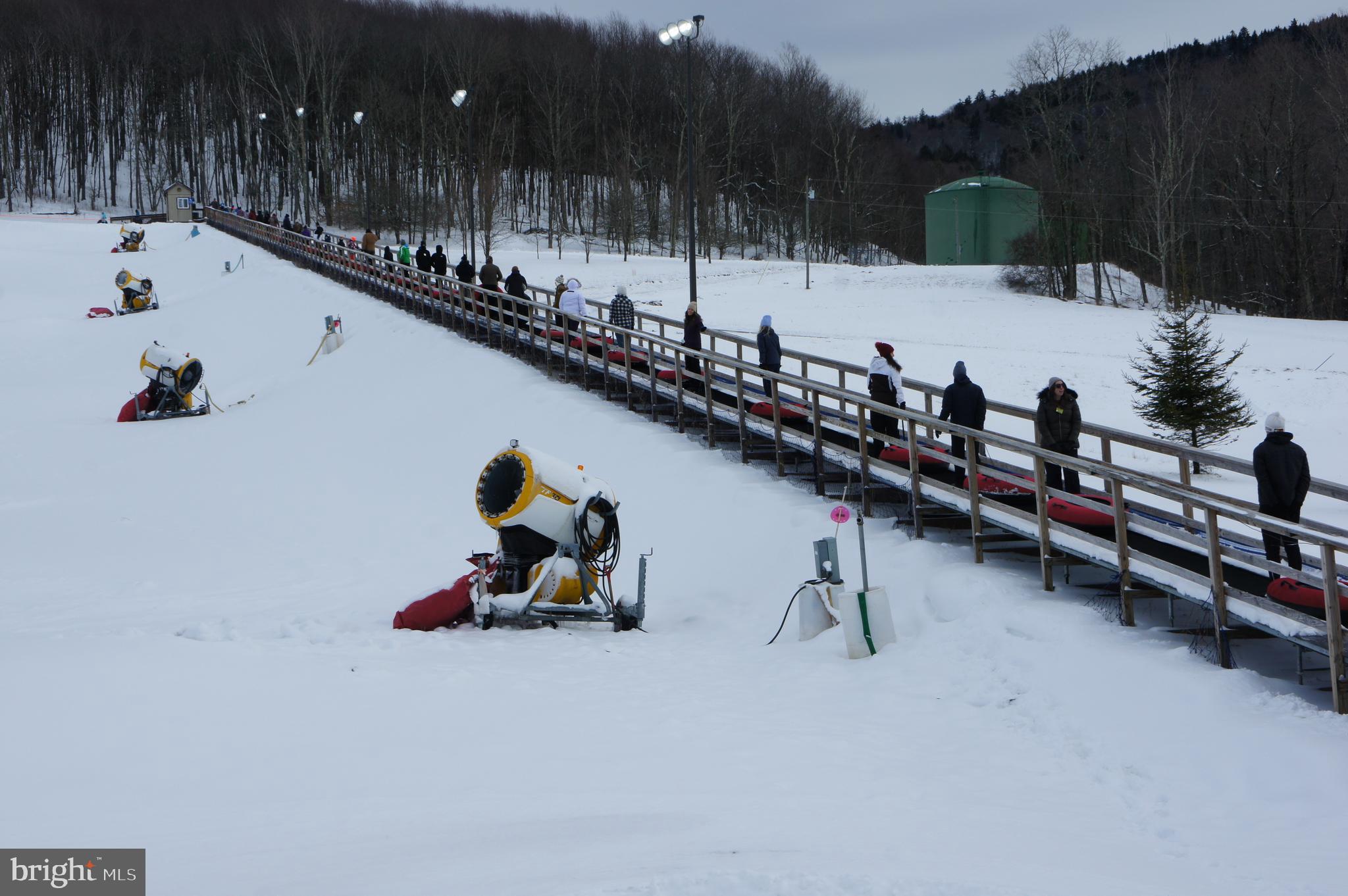 WINDWOOD FLY IN RESORT - Land