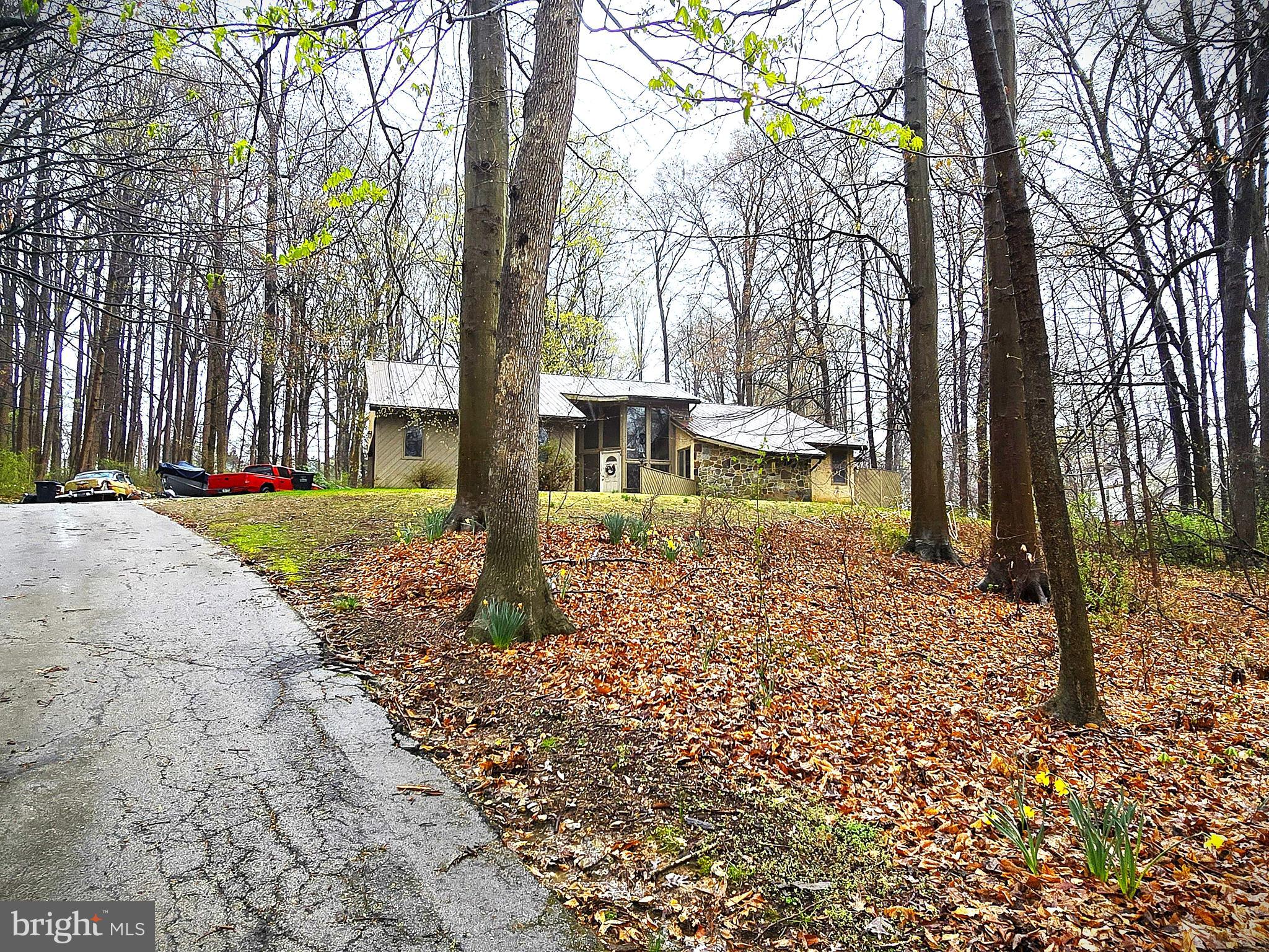1472 WASHINGTON LANE