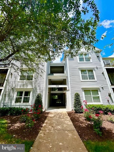 10007 VANDERBILT CIRCLE 11-6 ROCKVILLE MD 20850