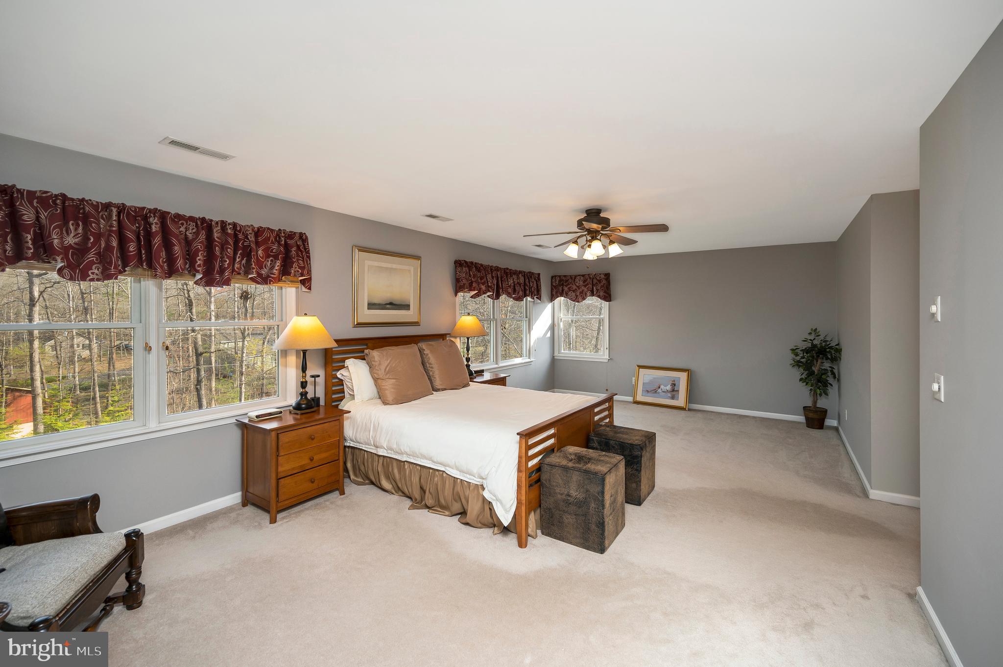 LAKE OF THE WOODS - Residential