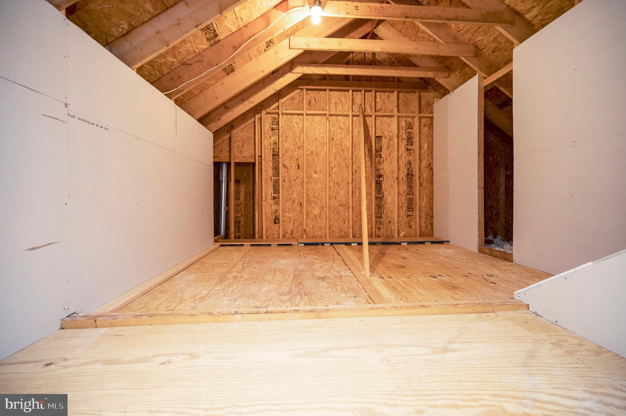 LAKE OF THE WOODS - Residential