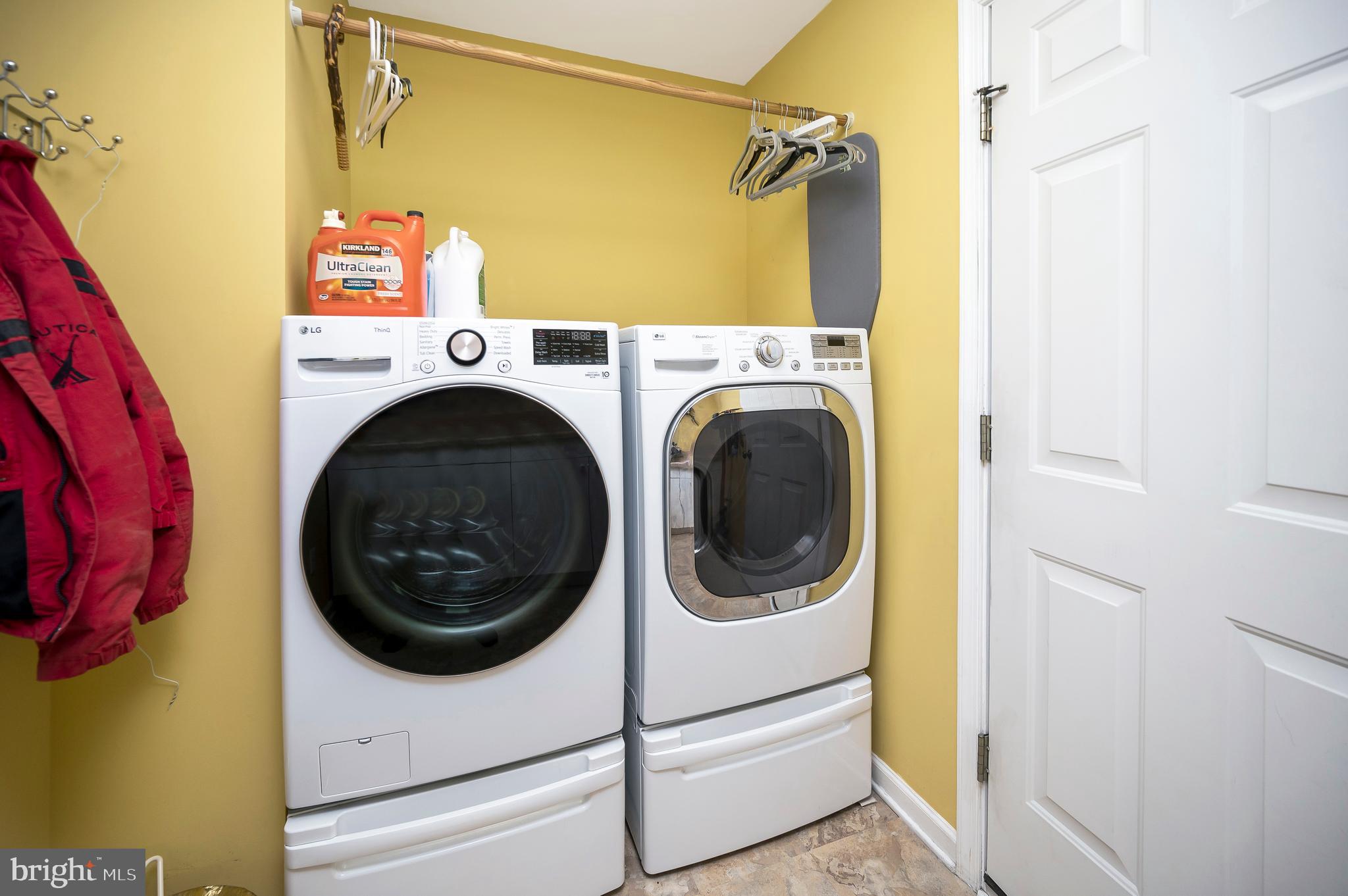 LAKE OF THE WOODS - Residential