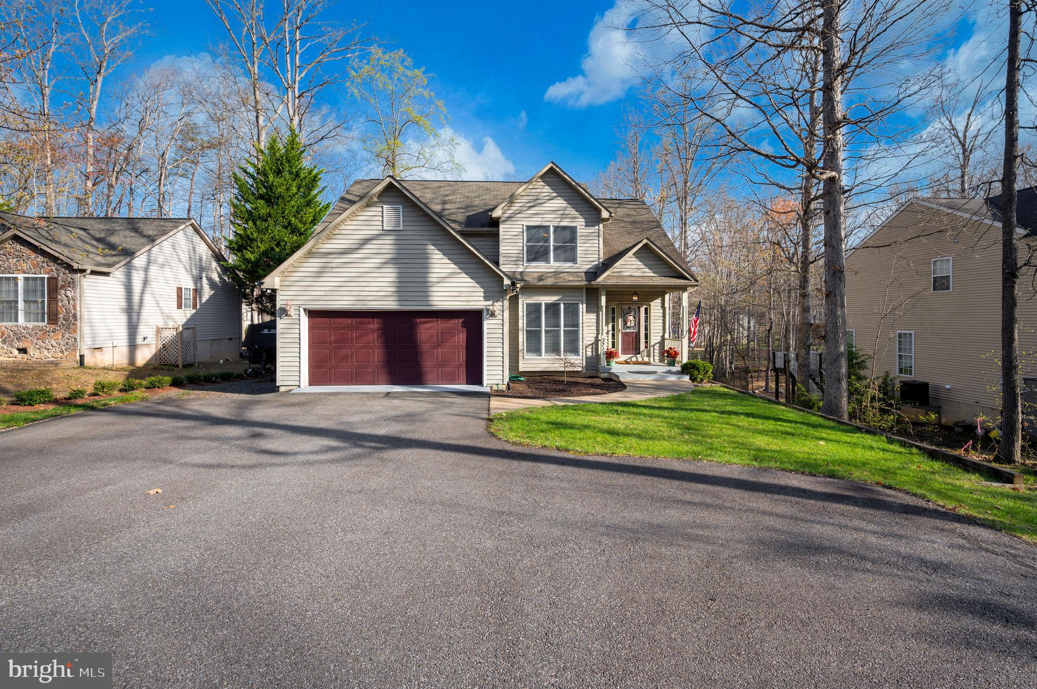 LAKE OF THE WOODS - Residential