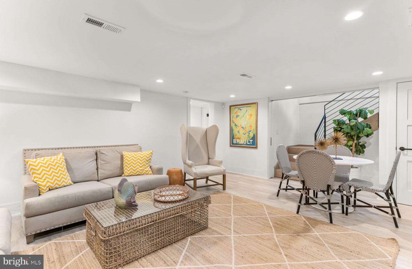 NORTH REHOBOTH - Residential