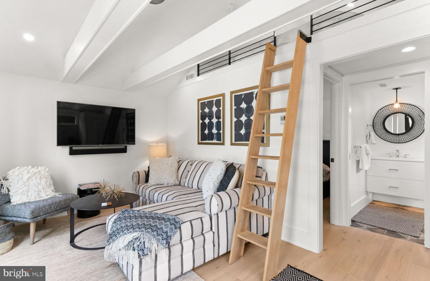 NORTH REHOBOTH - Residential