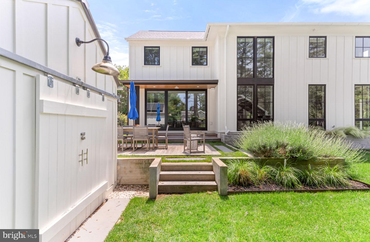 NORTH REHOBOTH - Residential