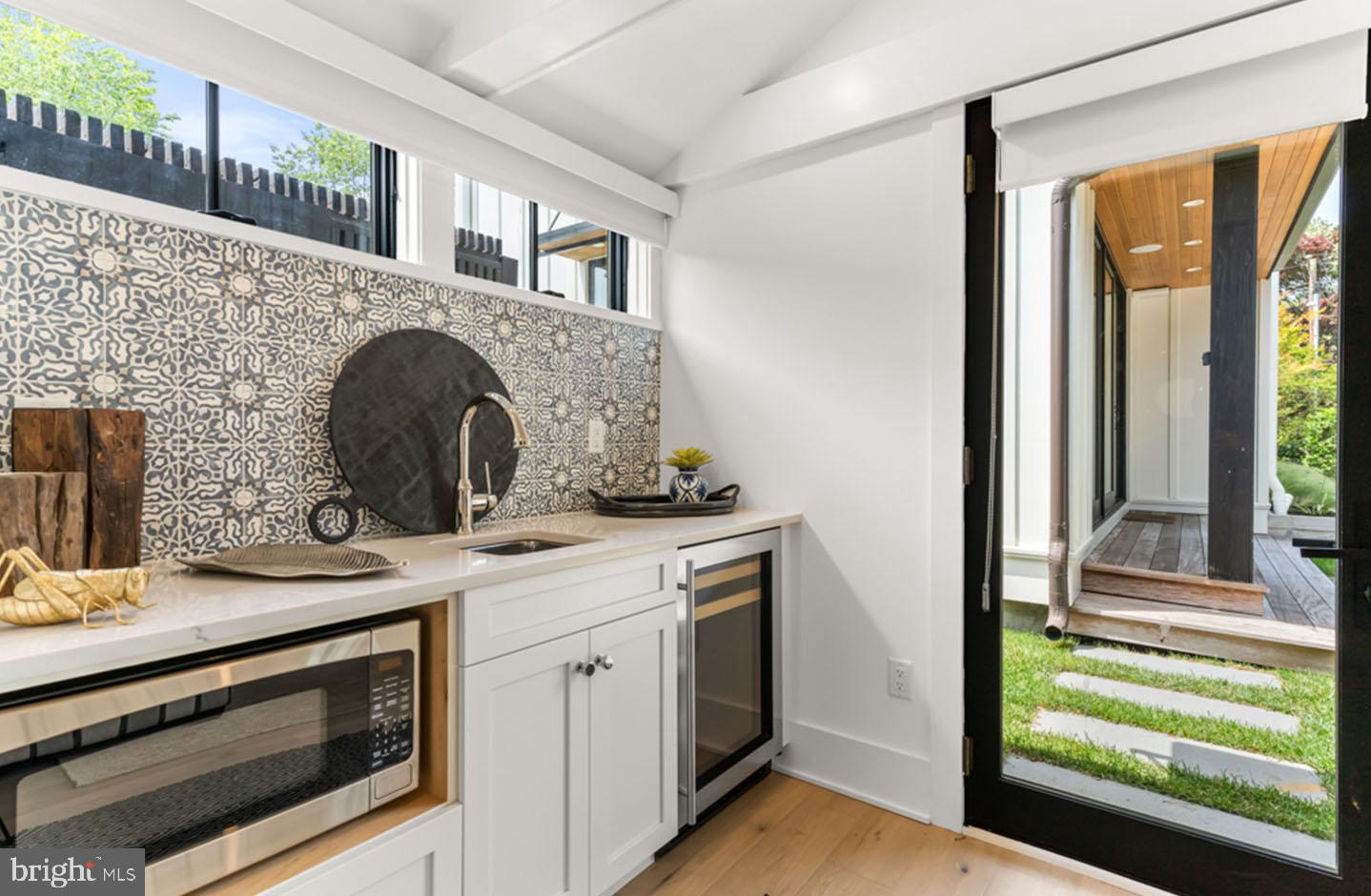 NORTH REHOBOTH - Residential