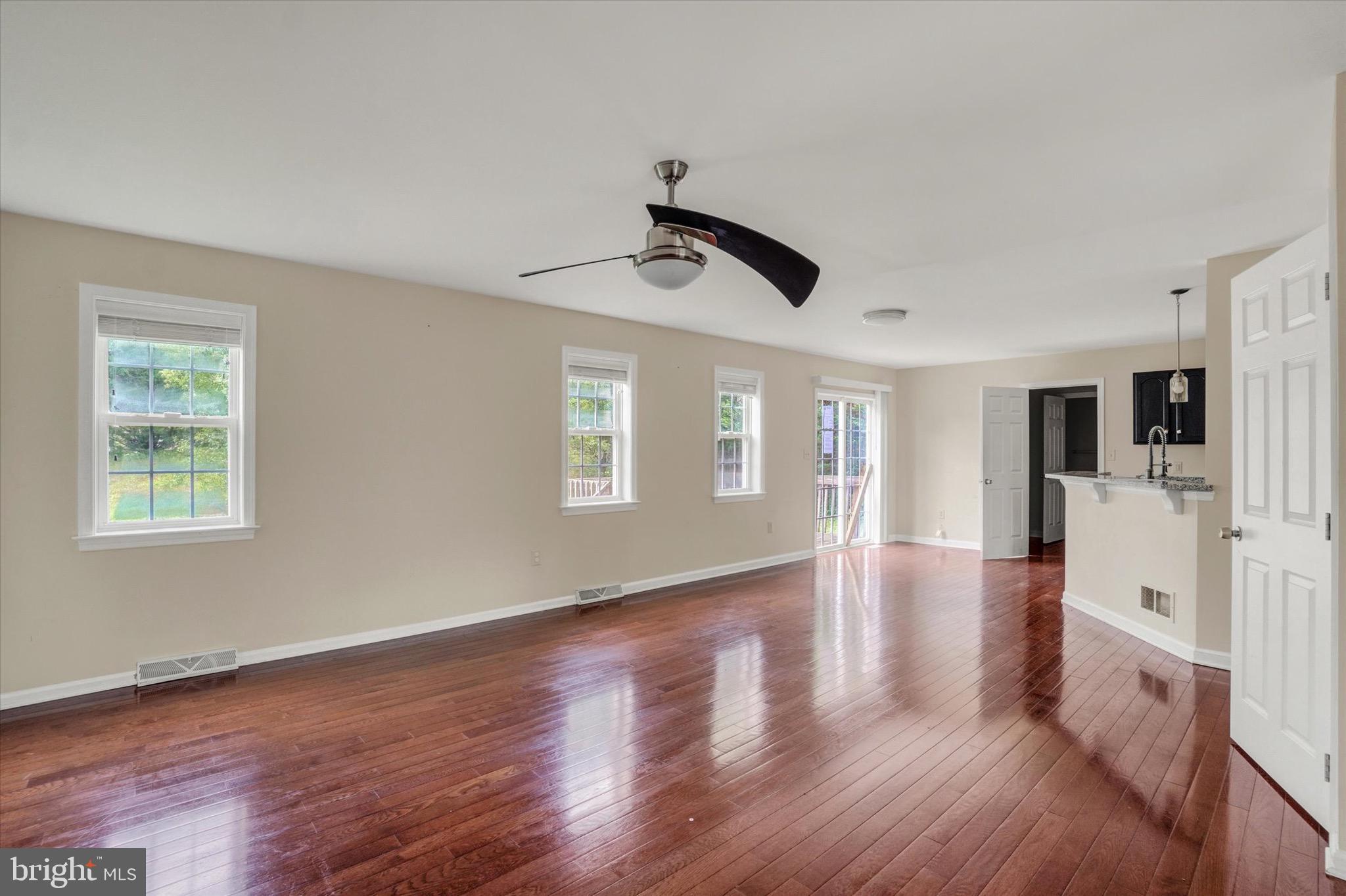 17 EAGLETON DRIVE