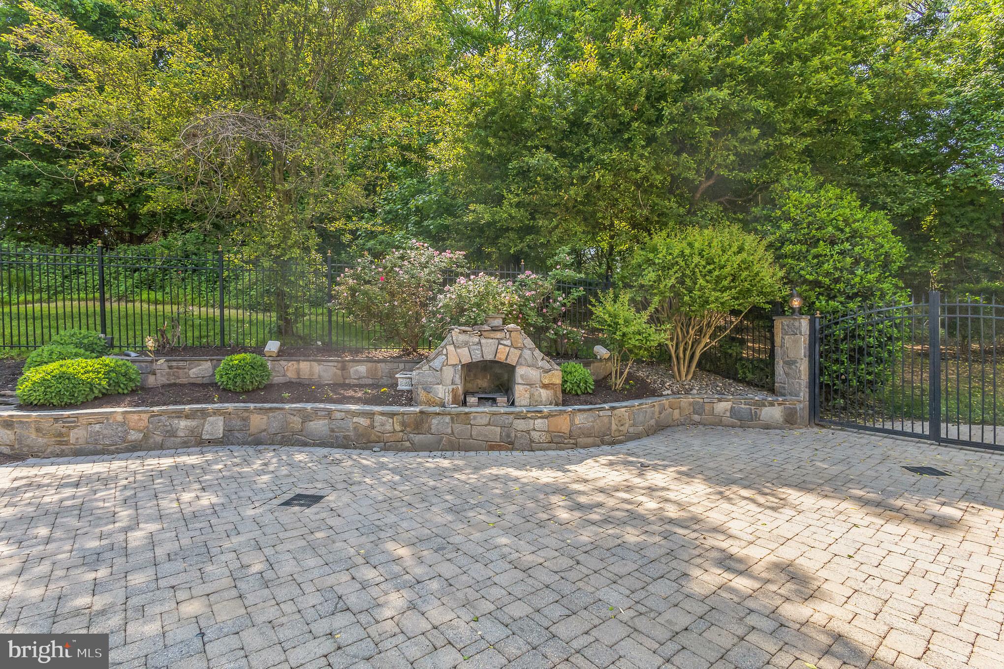 REDLAND PARK - Residential