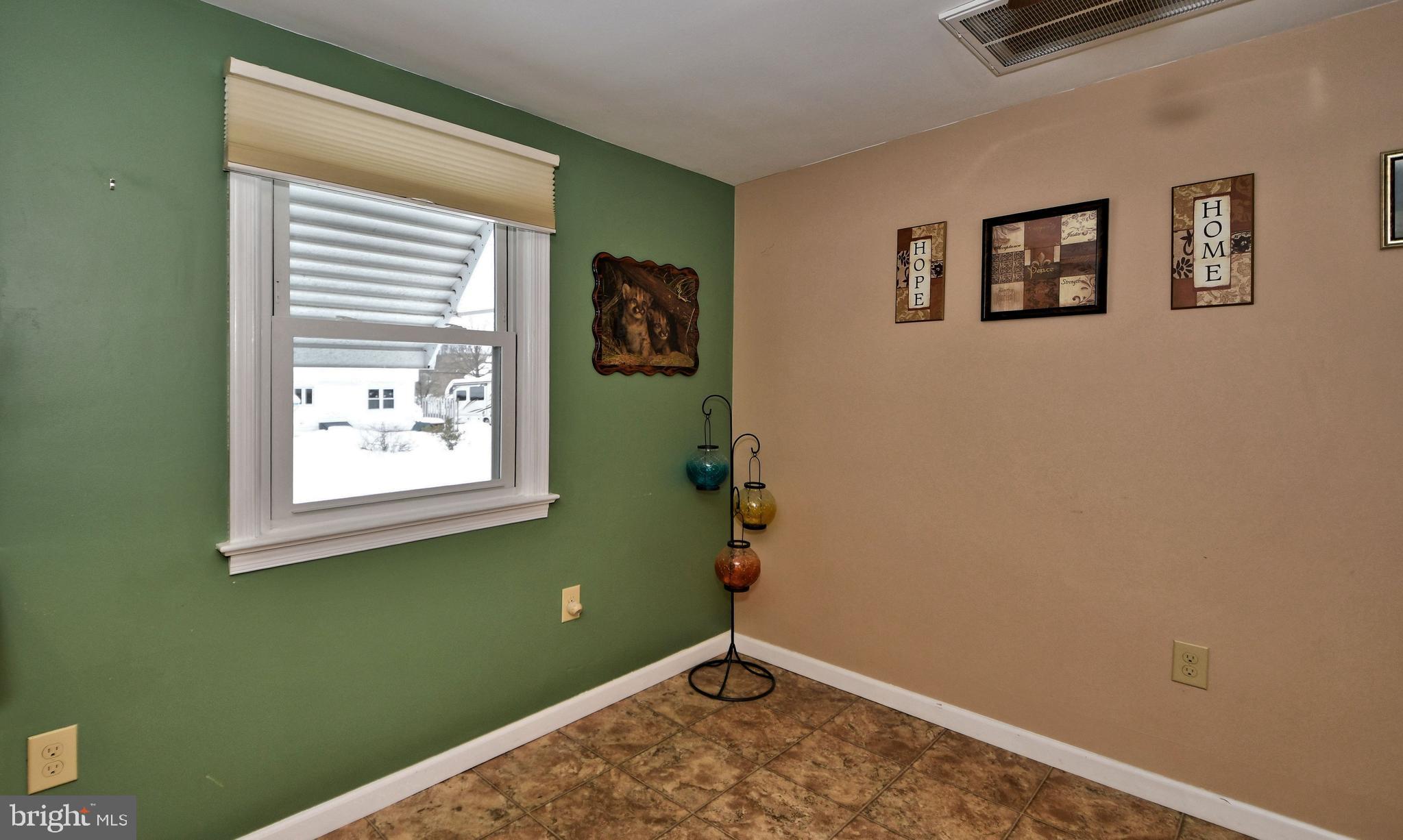 AMITY GARDENS - Residential