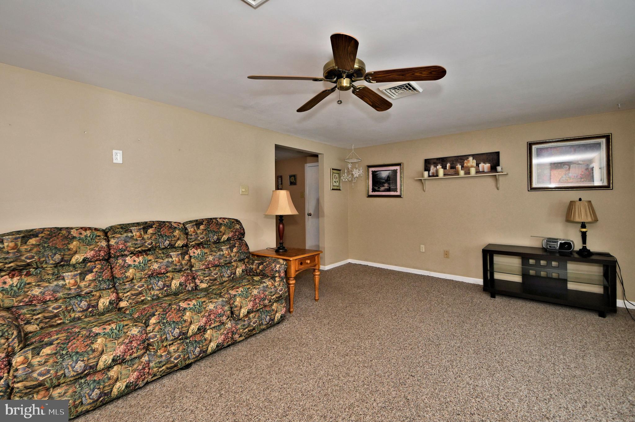 AMITY GARDENS - Residential