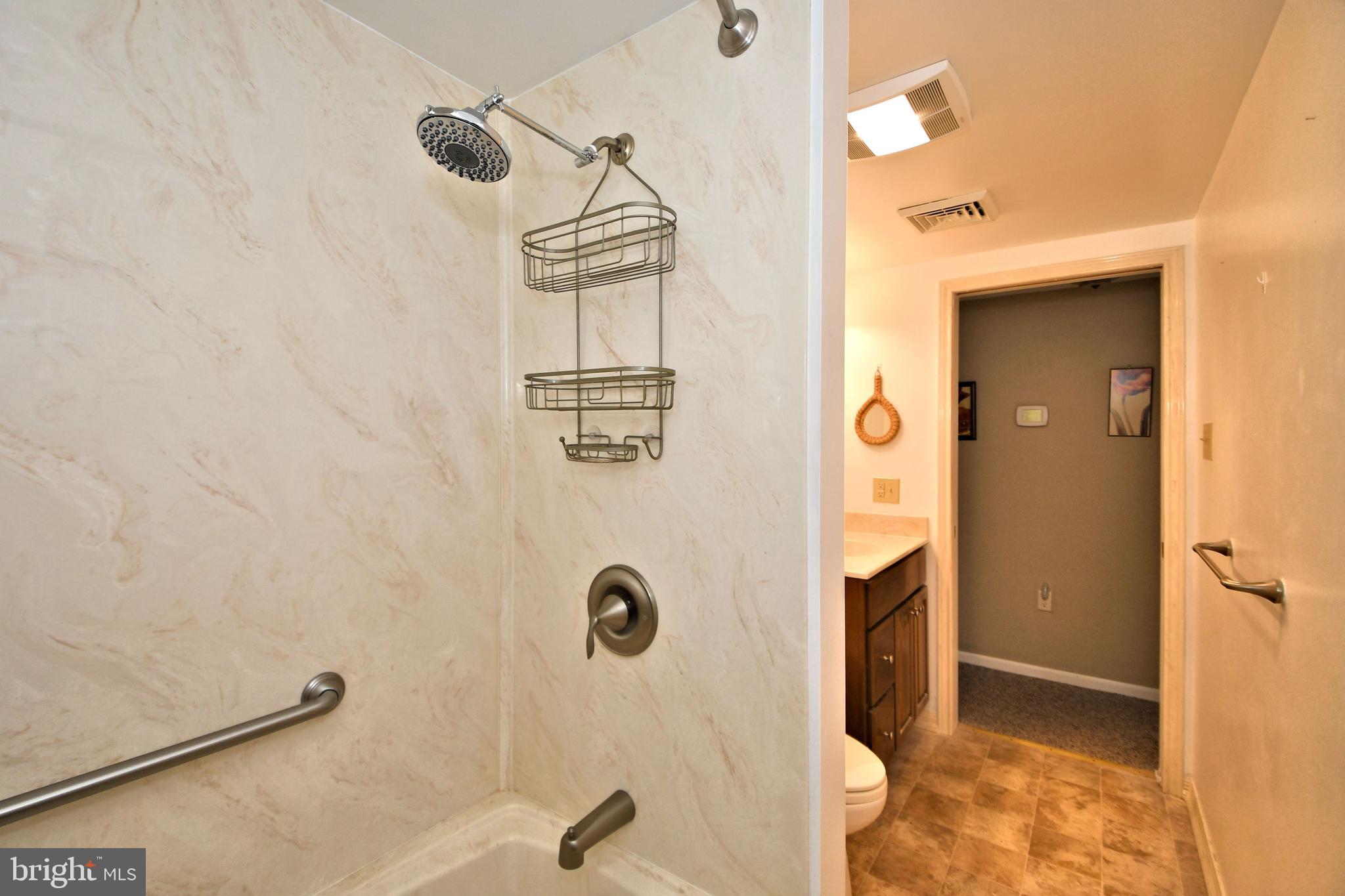 AMITY GARDENS - Residential