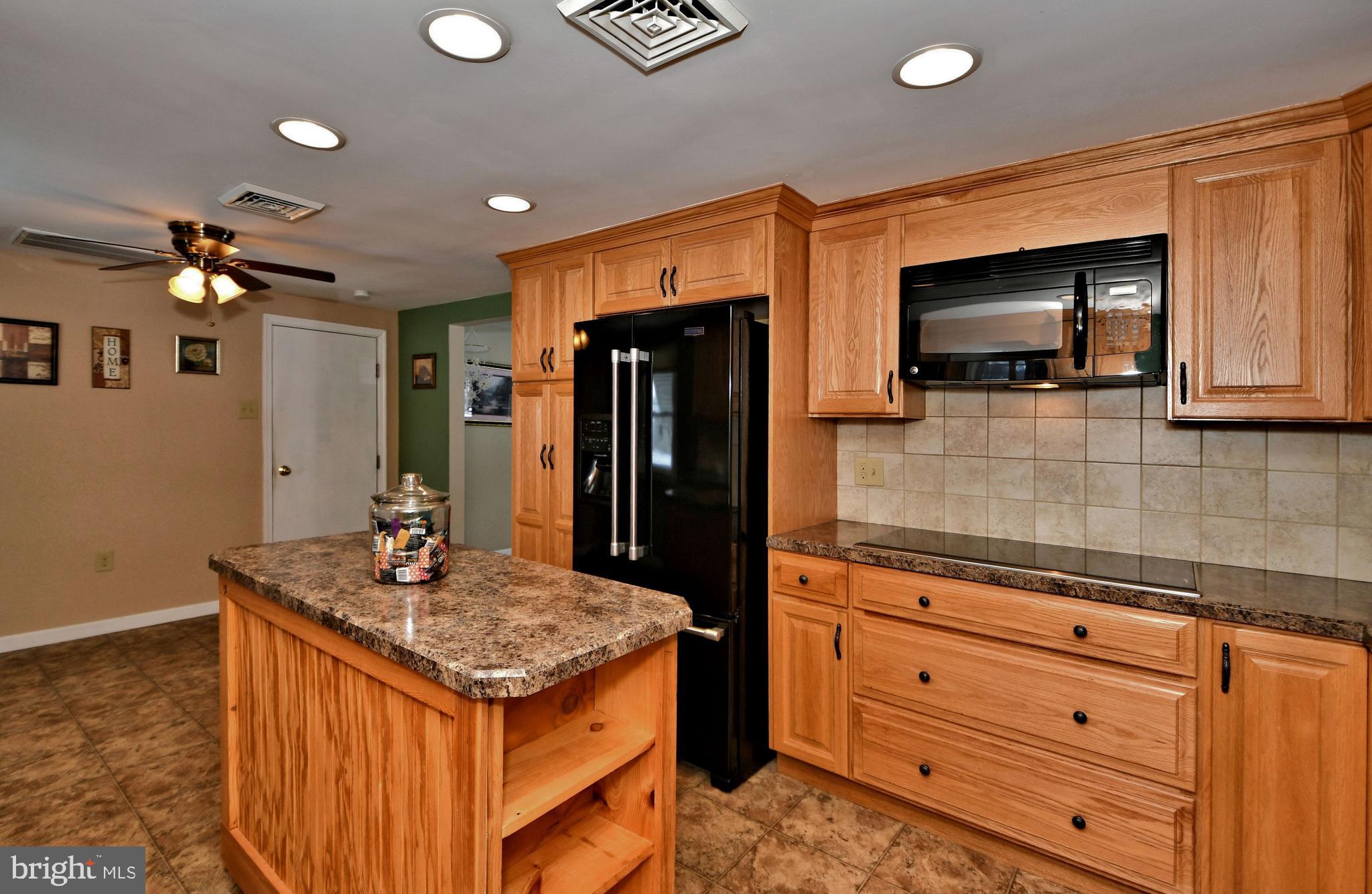 AMITY GARDENS - Residential