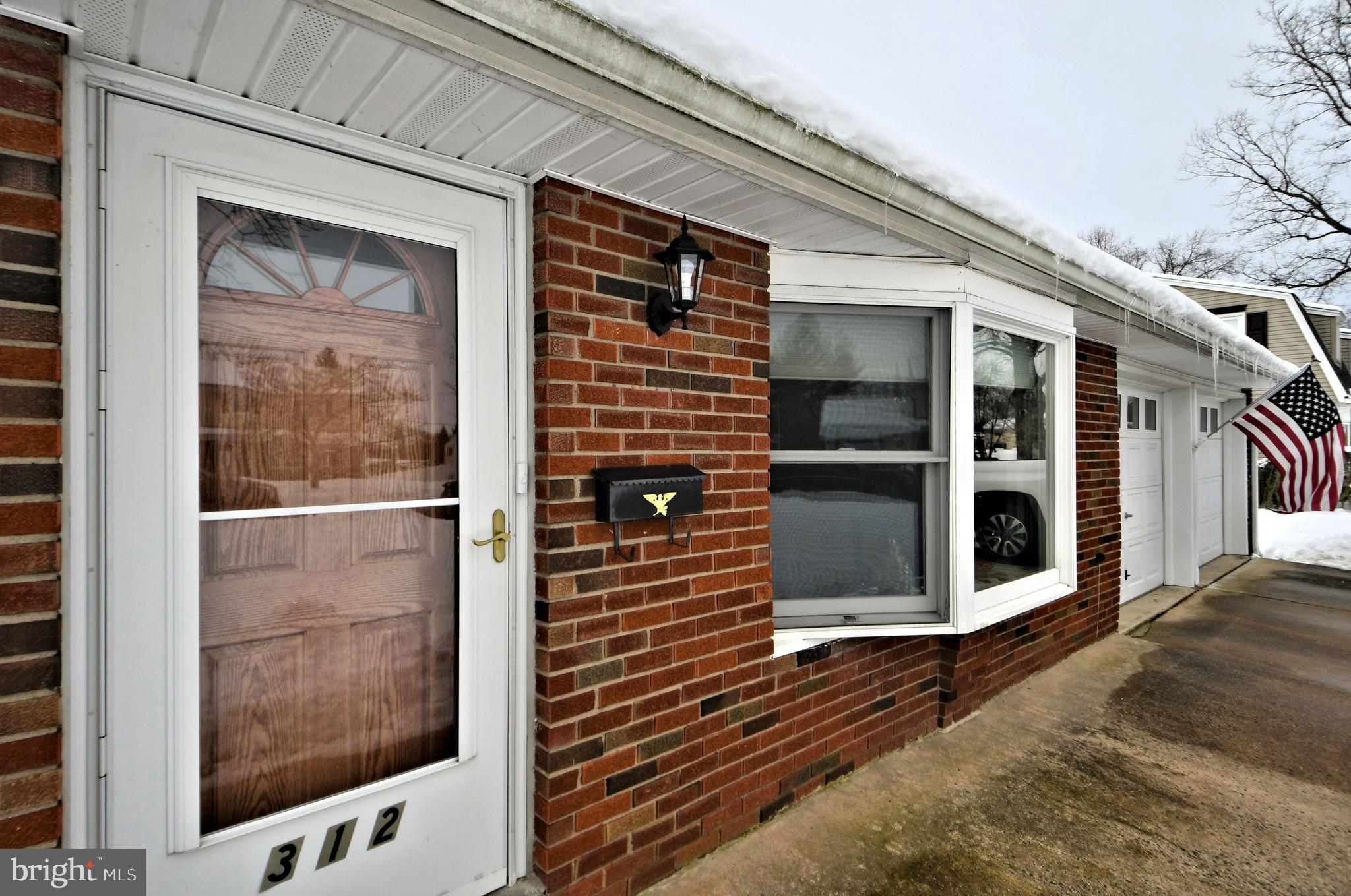 AMITY GARDENS - Residential