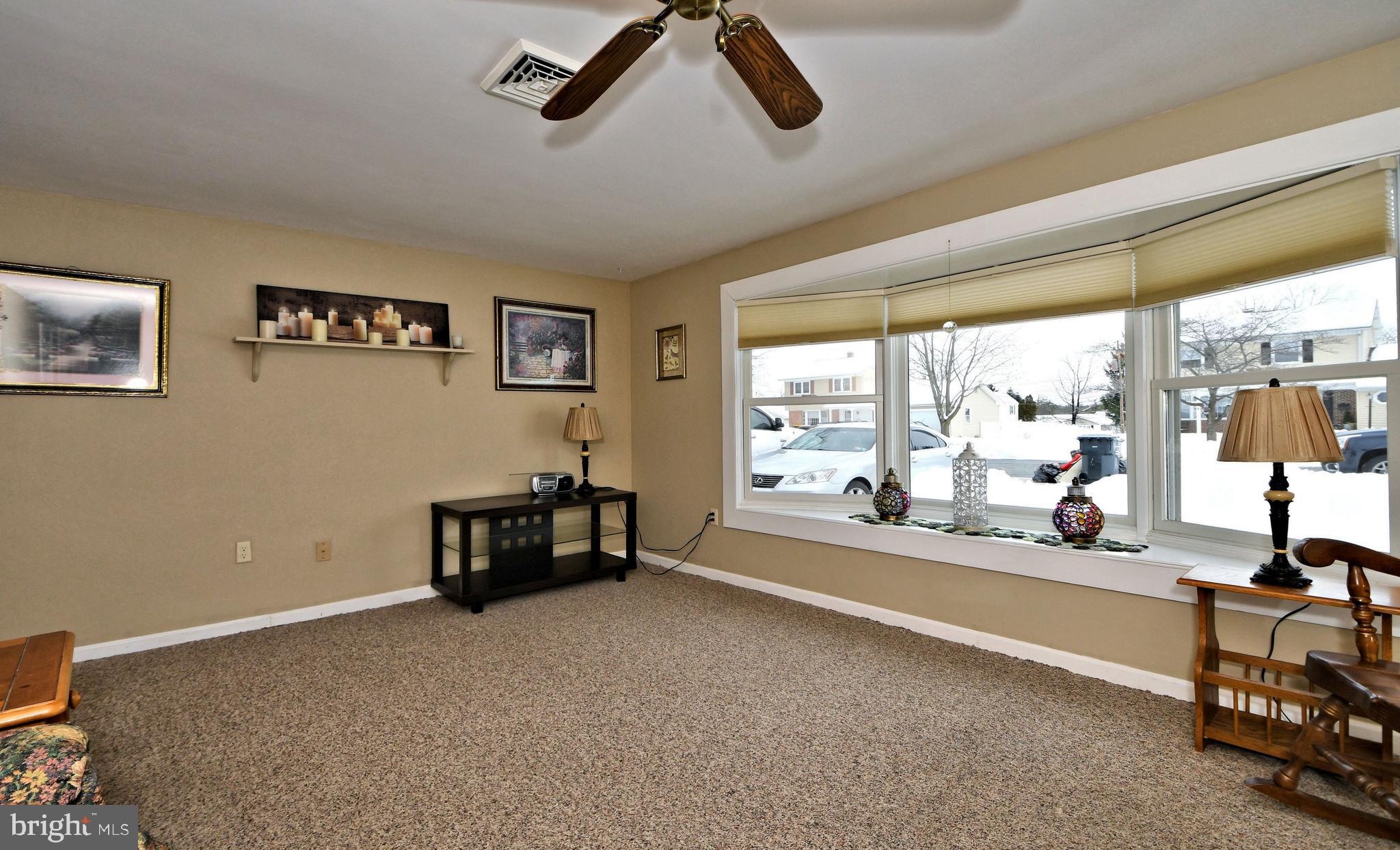 AMITY GARDENS - Residential