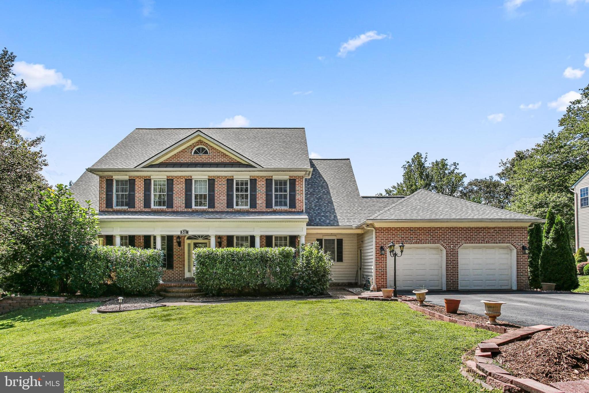 511 CEDAR HILL COURT