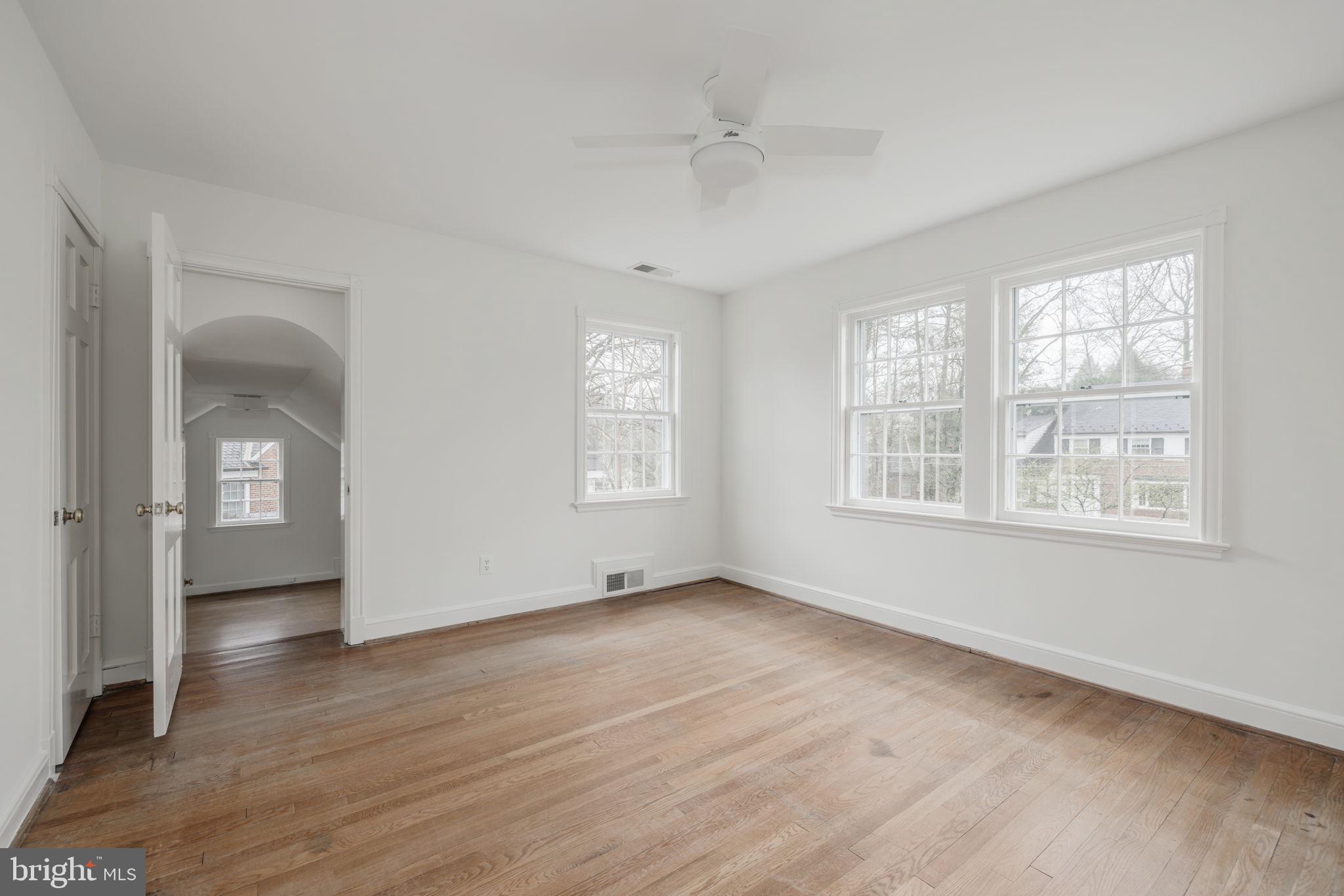 ROLLINGWOOD - Residential