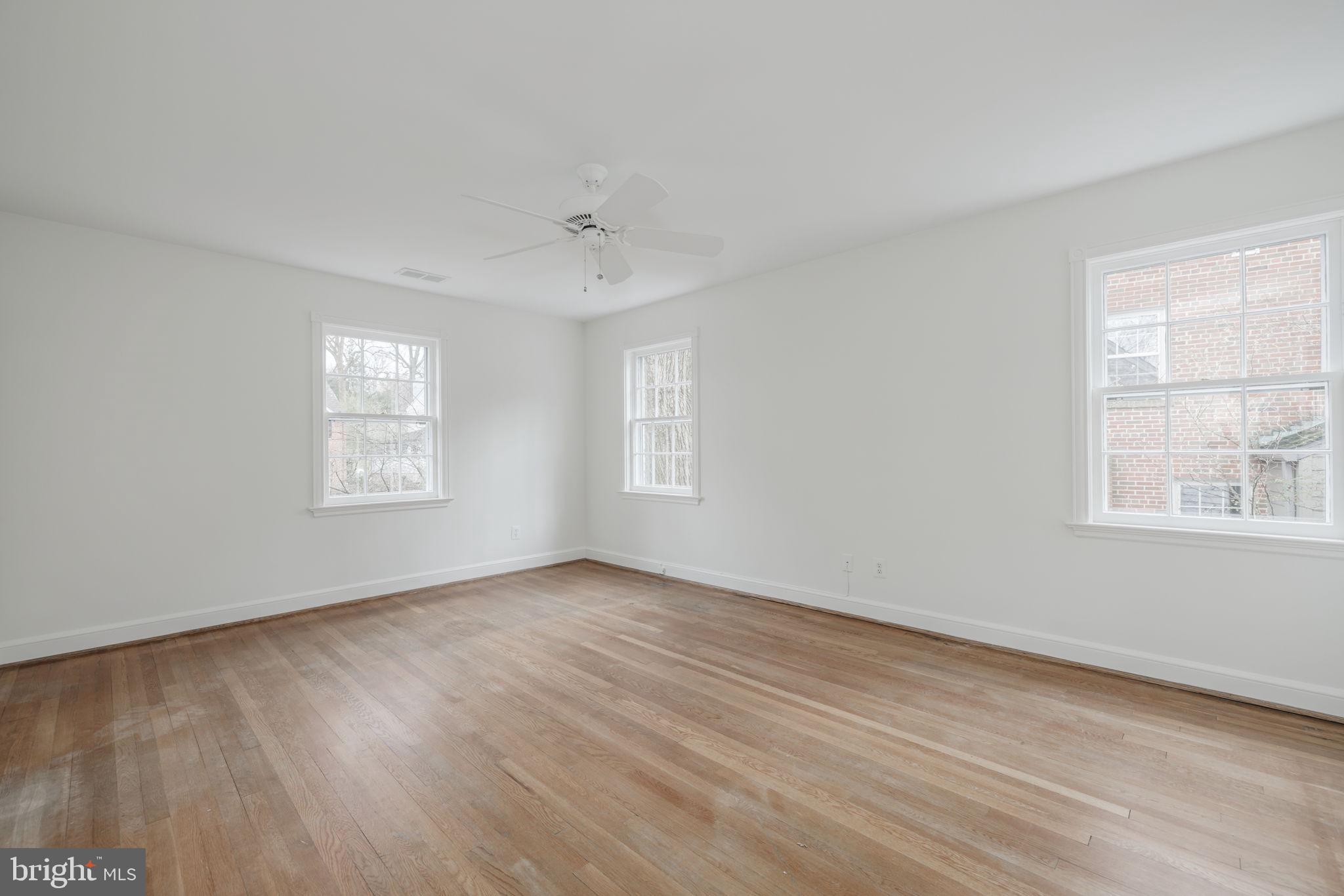 ROLLINGWOOD - Residential