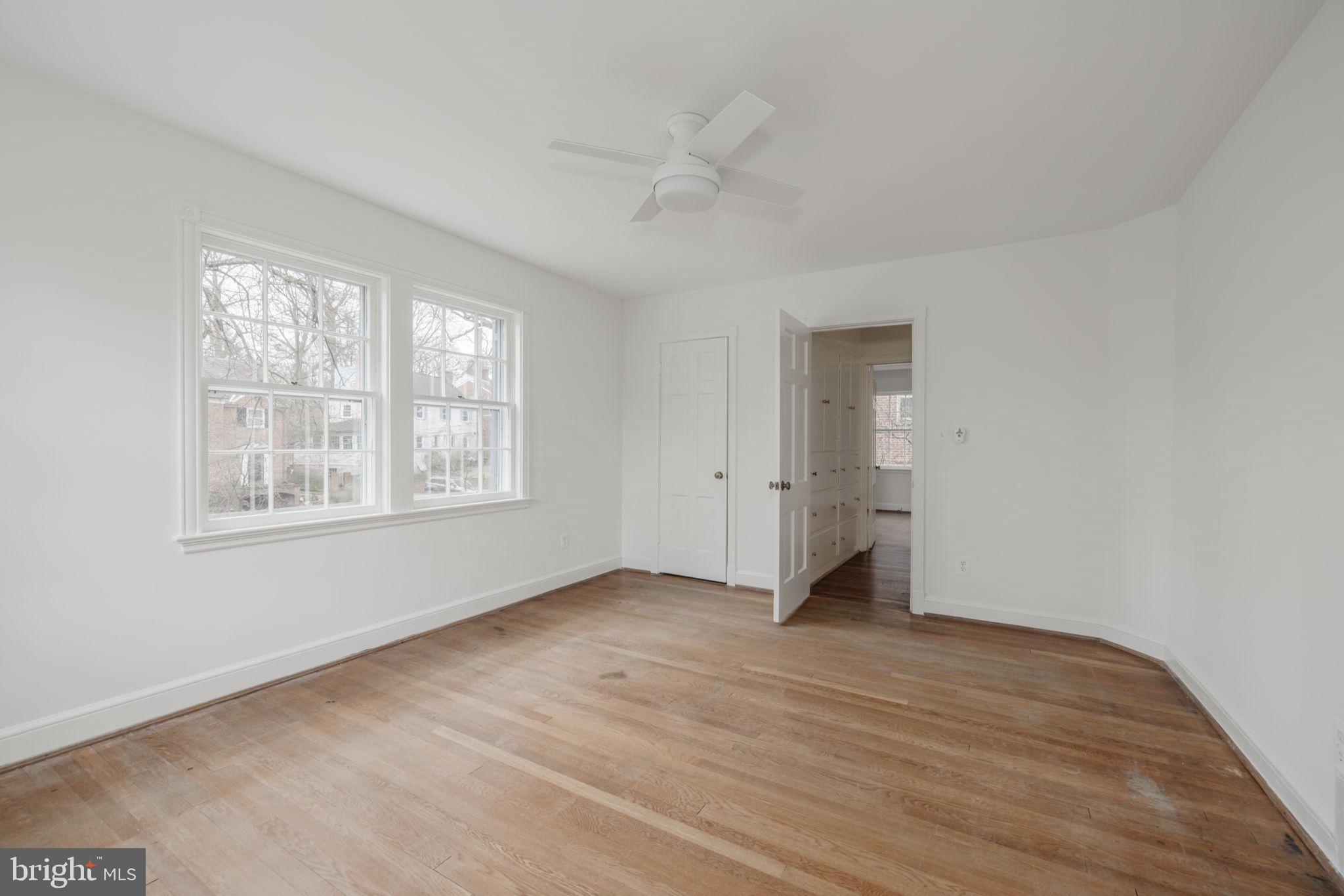 ROLLINGWOOD - Residential