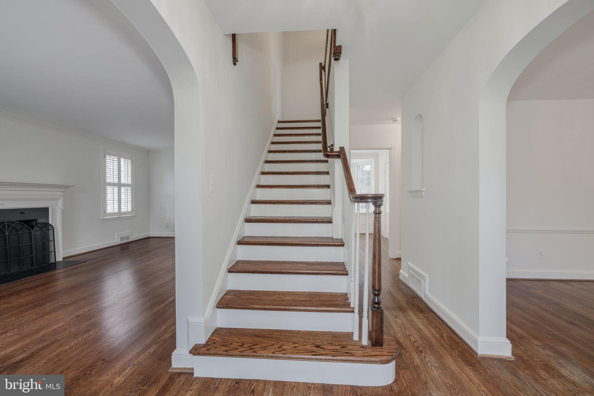 ROLLINGWOOD - Residential