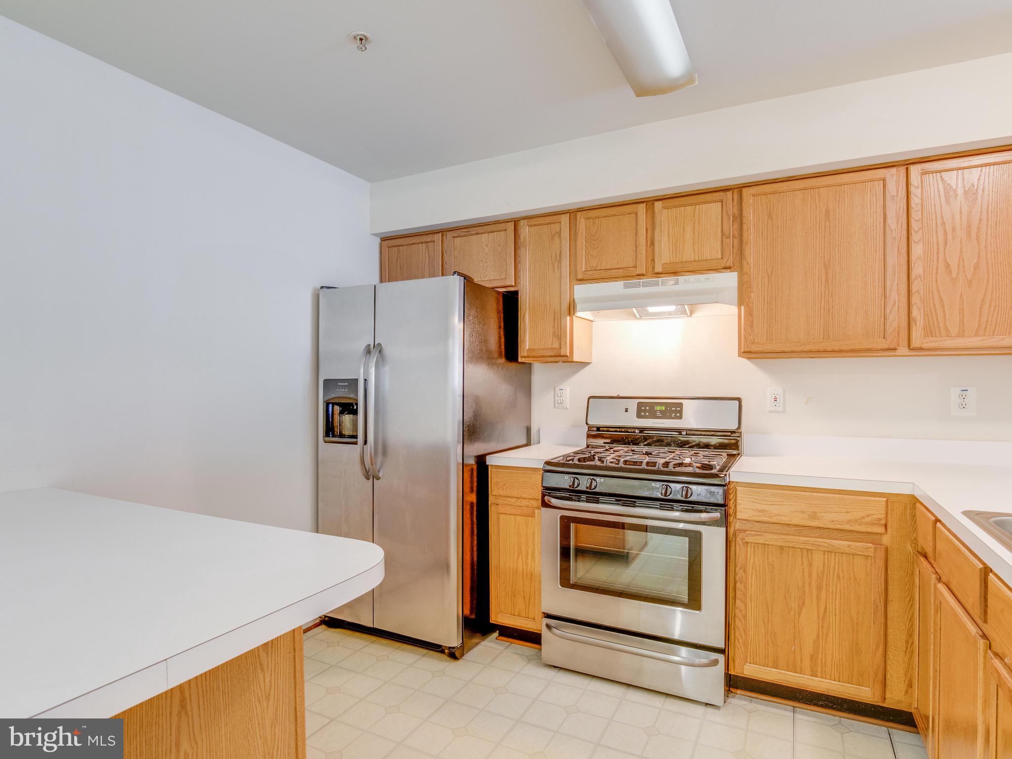 CLOVERLEAF COMMONS - Residential