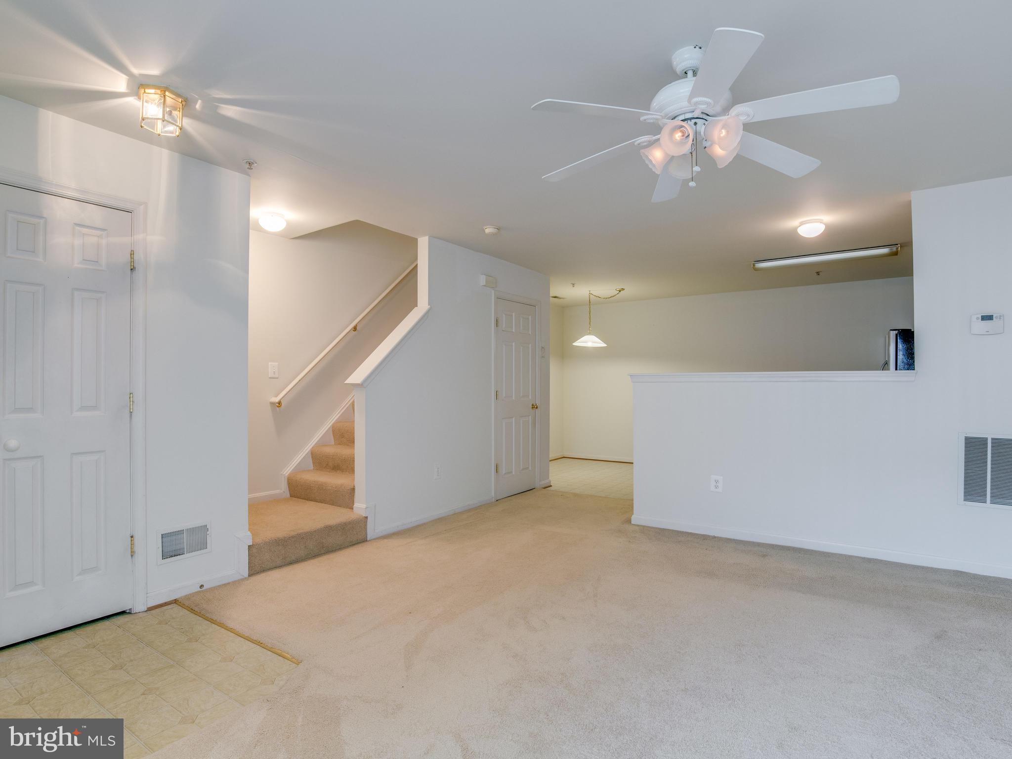 CLOVERLEAF COMMONS - Residential