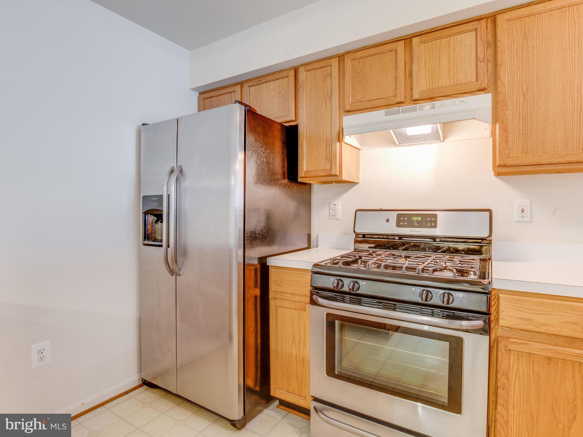 CLOVERLEAF COMMONS - Residential