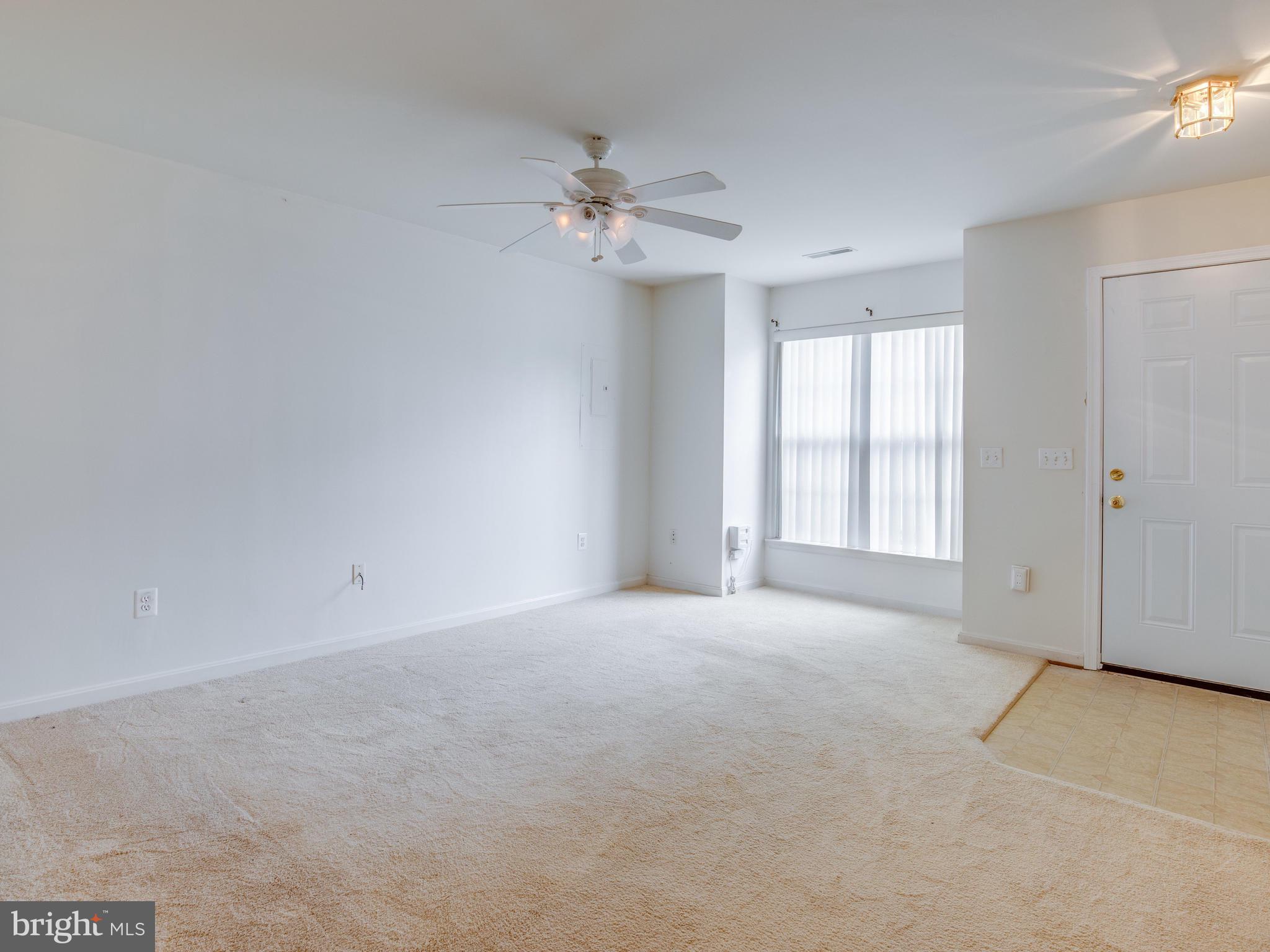 CLOVERLEAF COMMONS - Residential