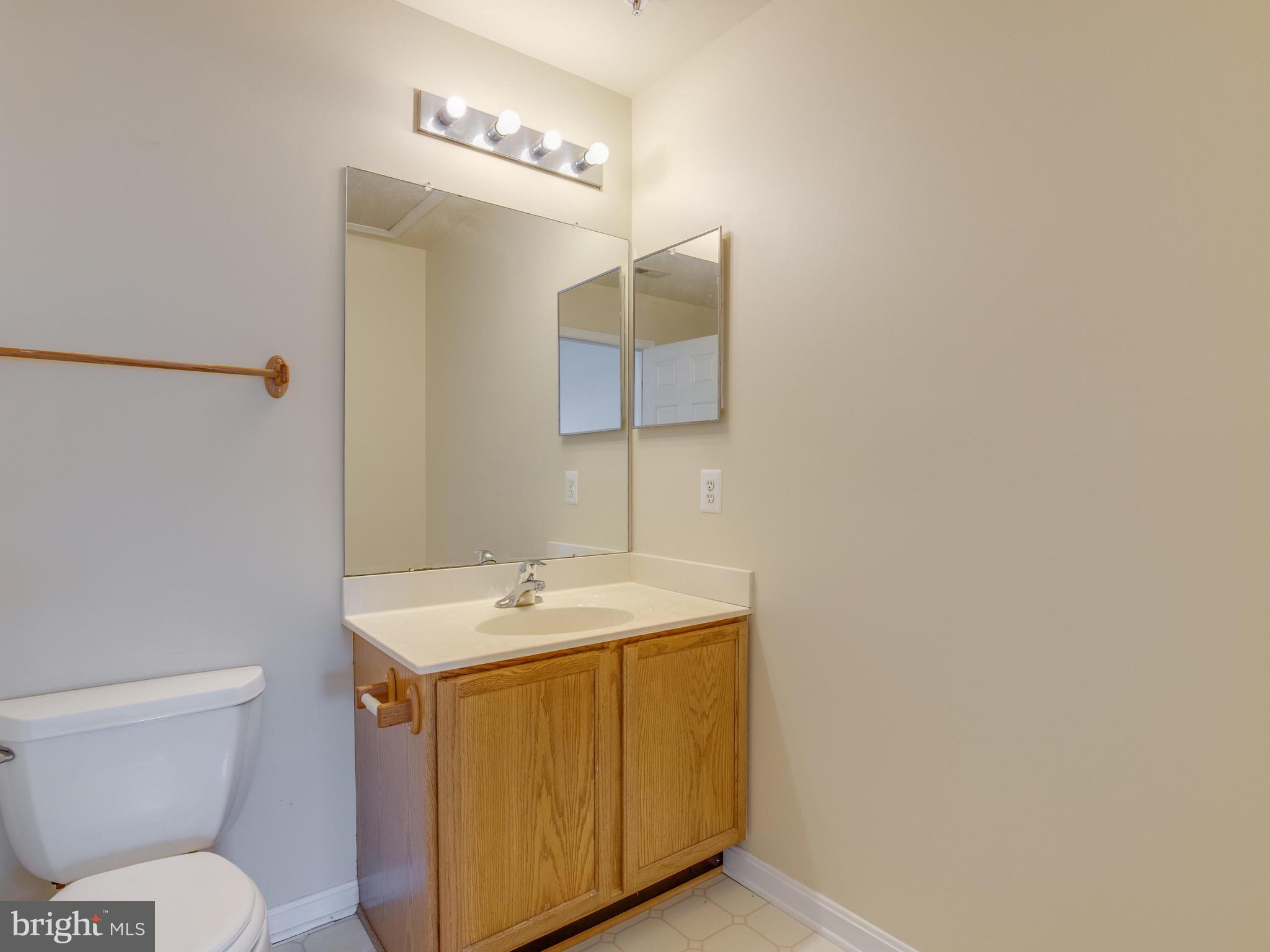 CLOVERLEAF COMMONS - Residential