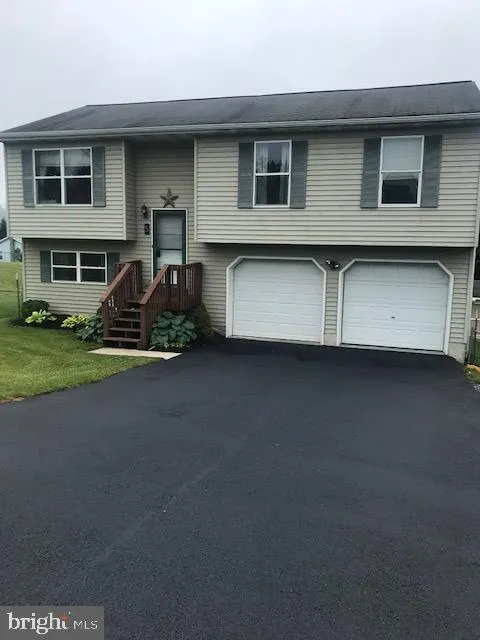 5 Diane Court, Madison, WI 53704