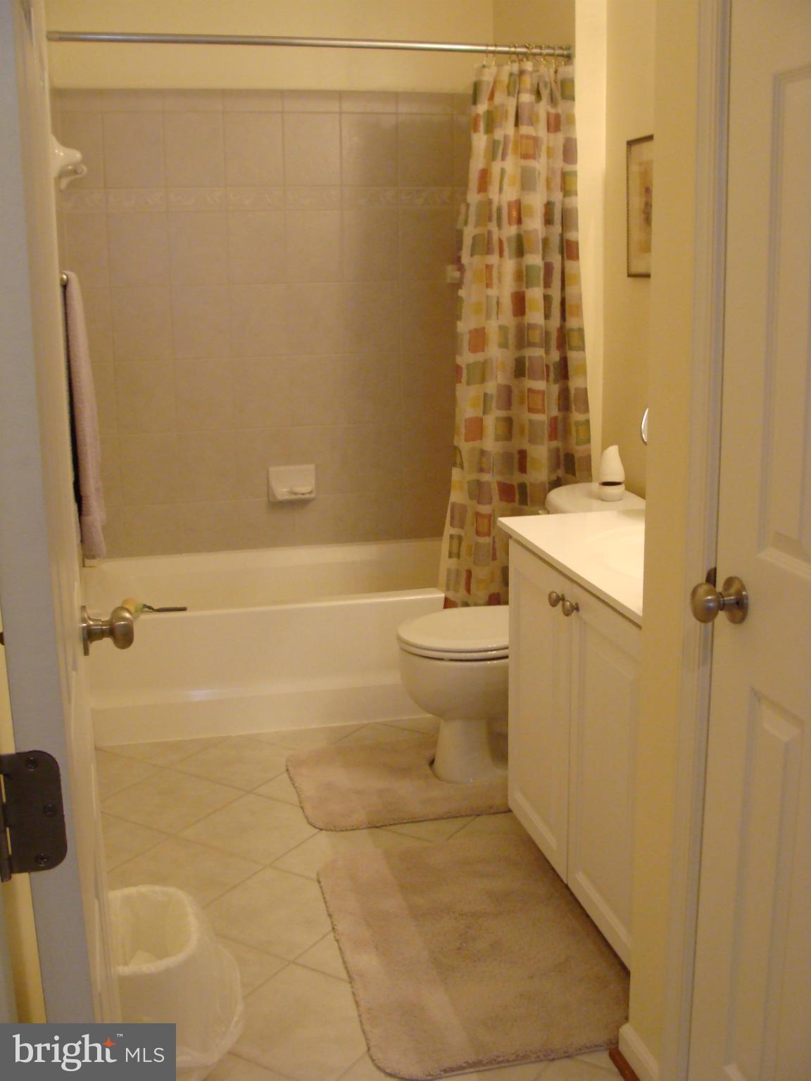 PORT POTOMAC - Residential Lease