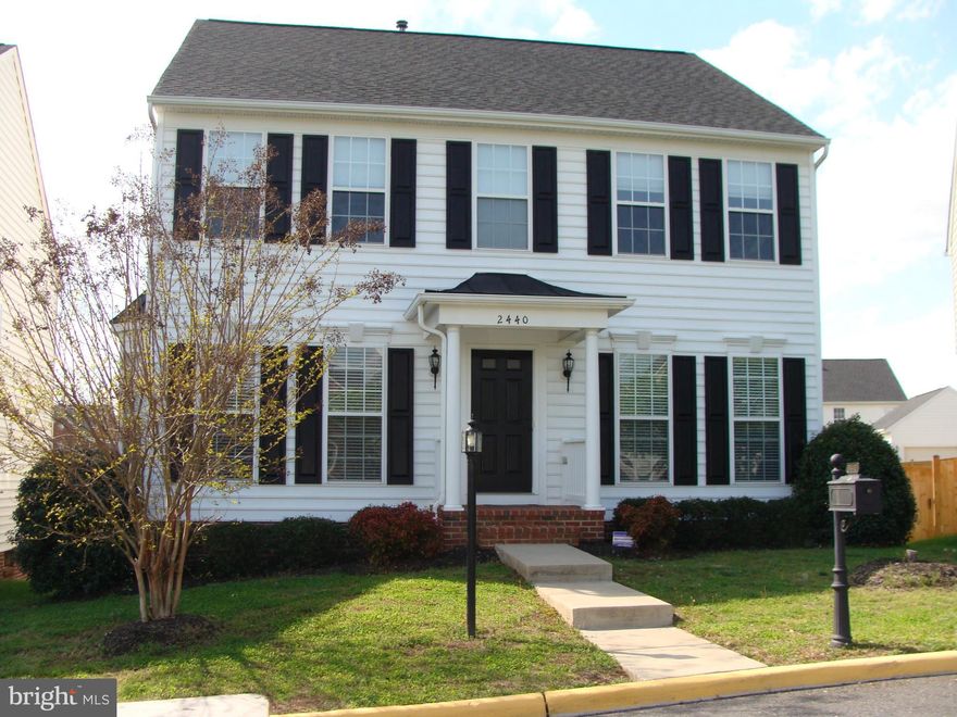 Immaculately Beautiful Home! Granite Counters, Wood Floors, Tile! Surround Sound Family Room & Basement! Gas Fireplace, Jetted Tub, Shower, Ceiling Fans & Walk-in Closets in All Bedrooms! Full Basement Completely Finished with Full Bathroom, and Walk Out to Spacious Yard!  *** AGENTS: Must Use Attached Coldwell Banker Application!! $50/each Certified Check or Attached Credit Card Payment Form ***