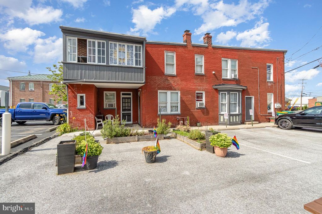 Photo of 18 N Washington Street, GETTYSBURG, PA 17325 (MLS # PAAD2018572)