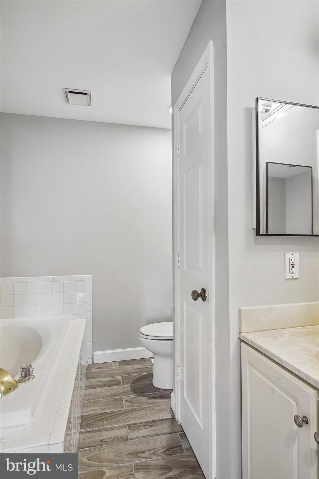 MCKENDREE - Residential