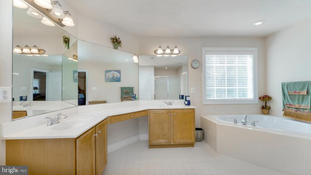 WORMAN ESTATES - Residential