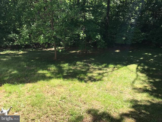 BEVERLY ESTATES - Residential Lease